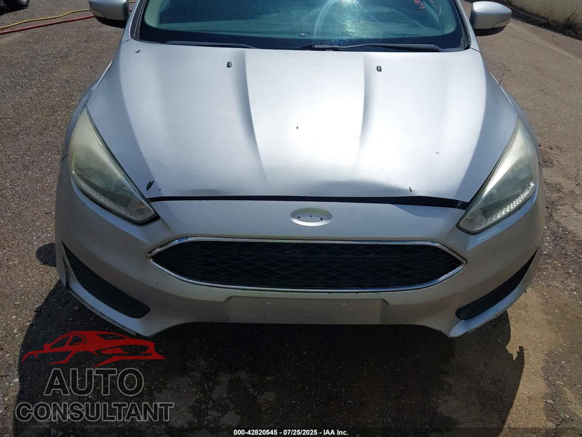 FORD FOCUS 2015 - 1FADP3K26FL282042