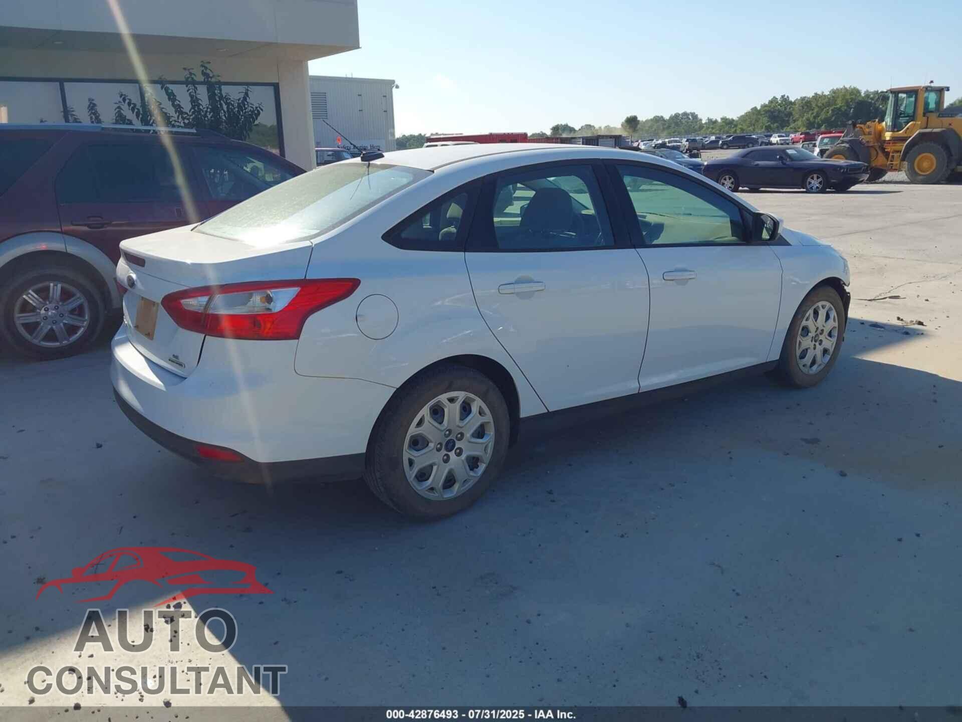 FORD FOCUS 2012 - 1FAHP3F23CL469925
