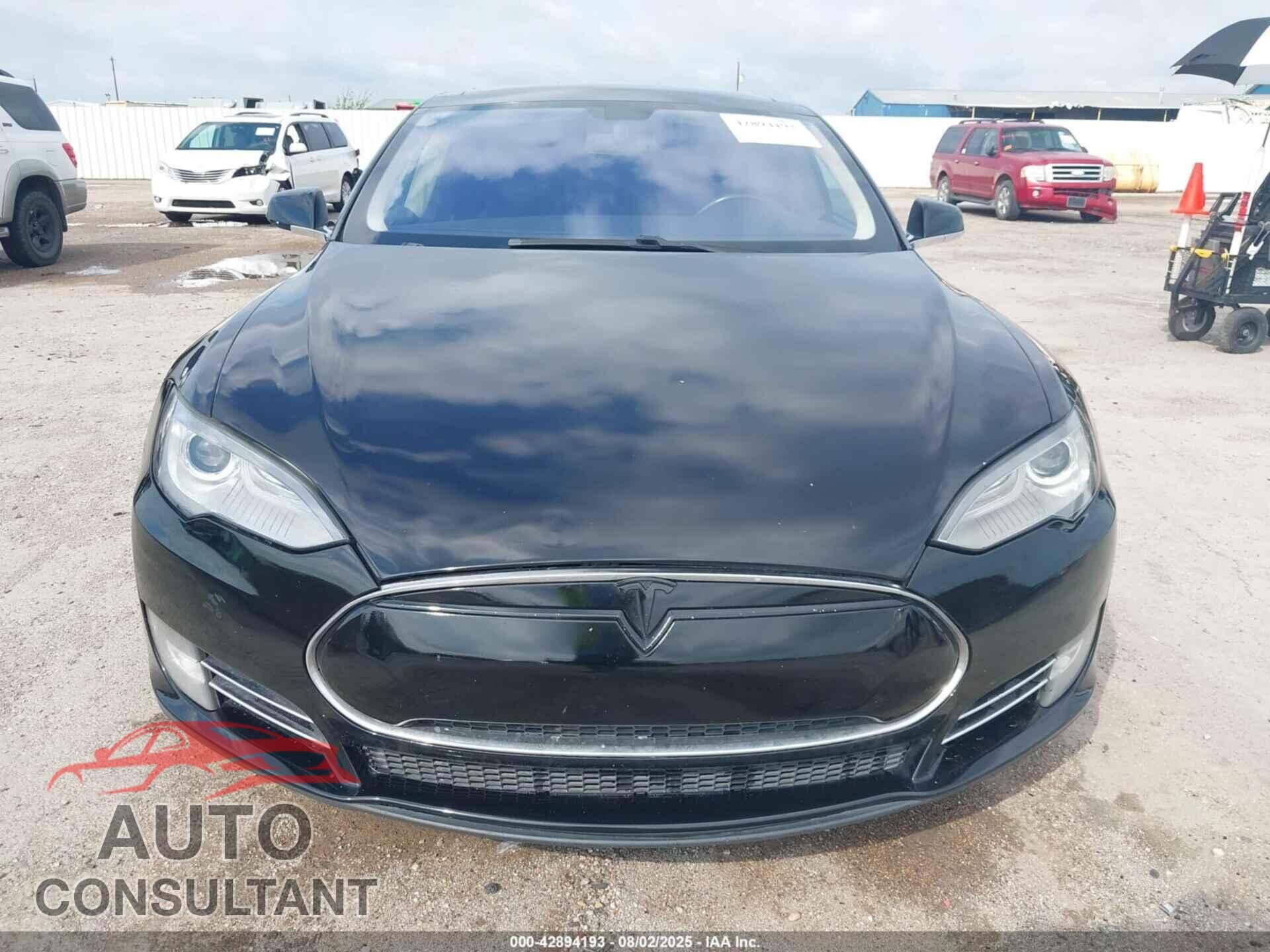 TESLA MODEL S 2013 - 5YJSA1DP5DFP11140