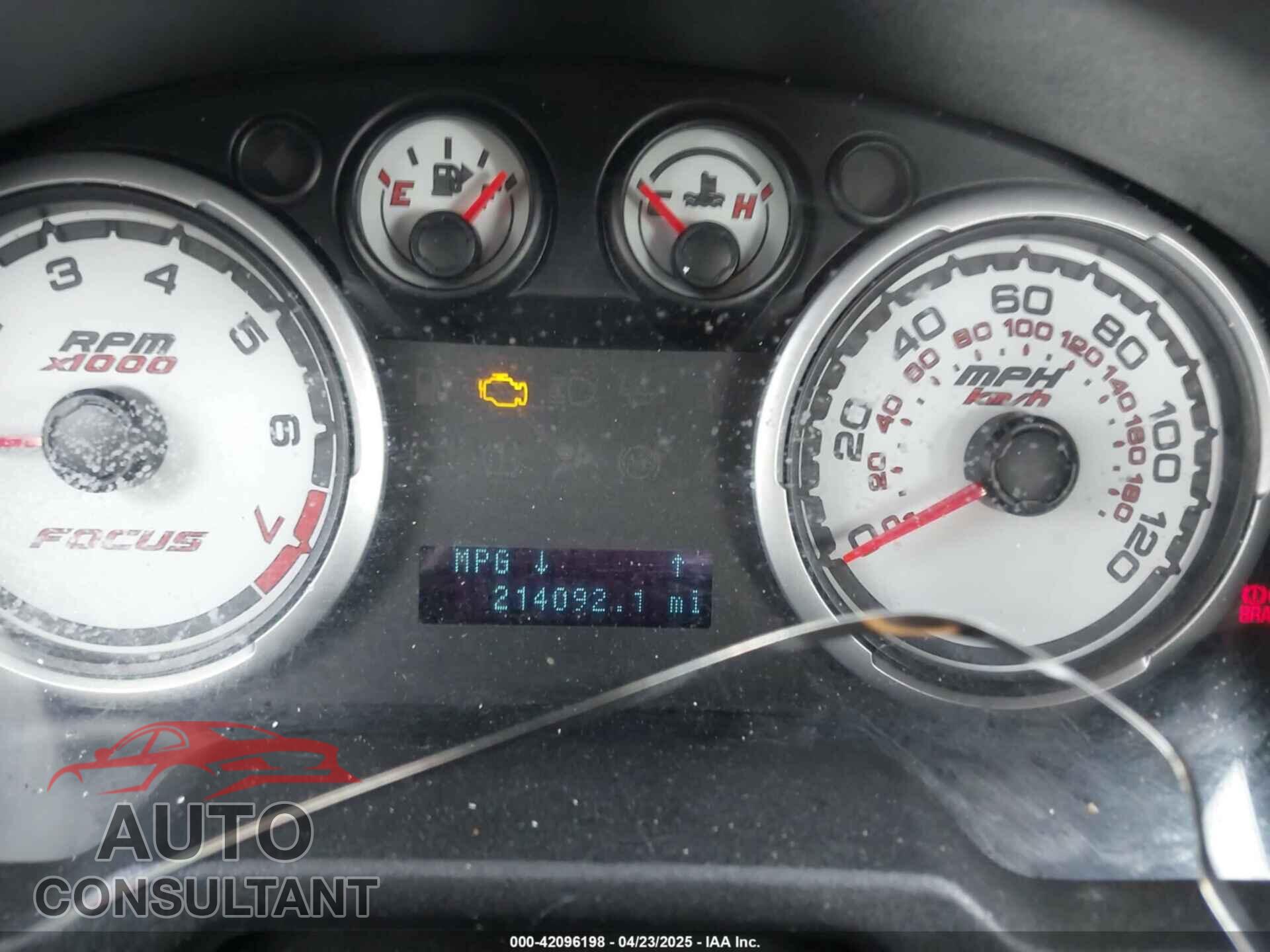 FORD FOCUS 2009 - 1FAHP36N89W125573