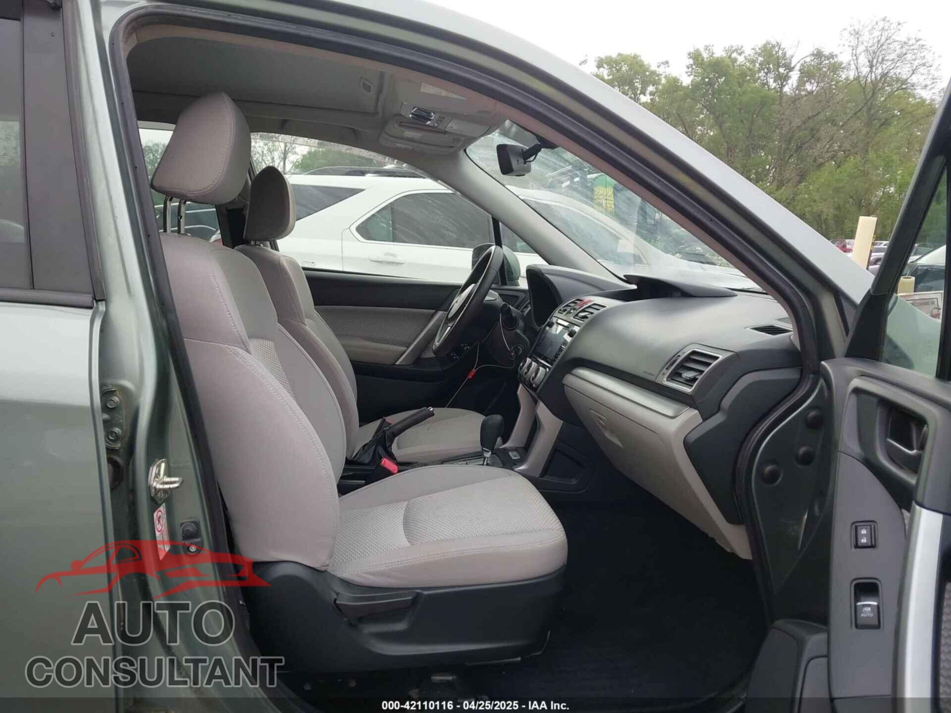 SUBARU FORESTER 2018 - JF2SJAEC0JH406797