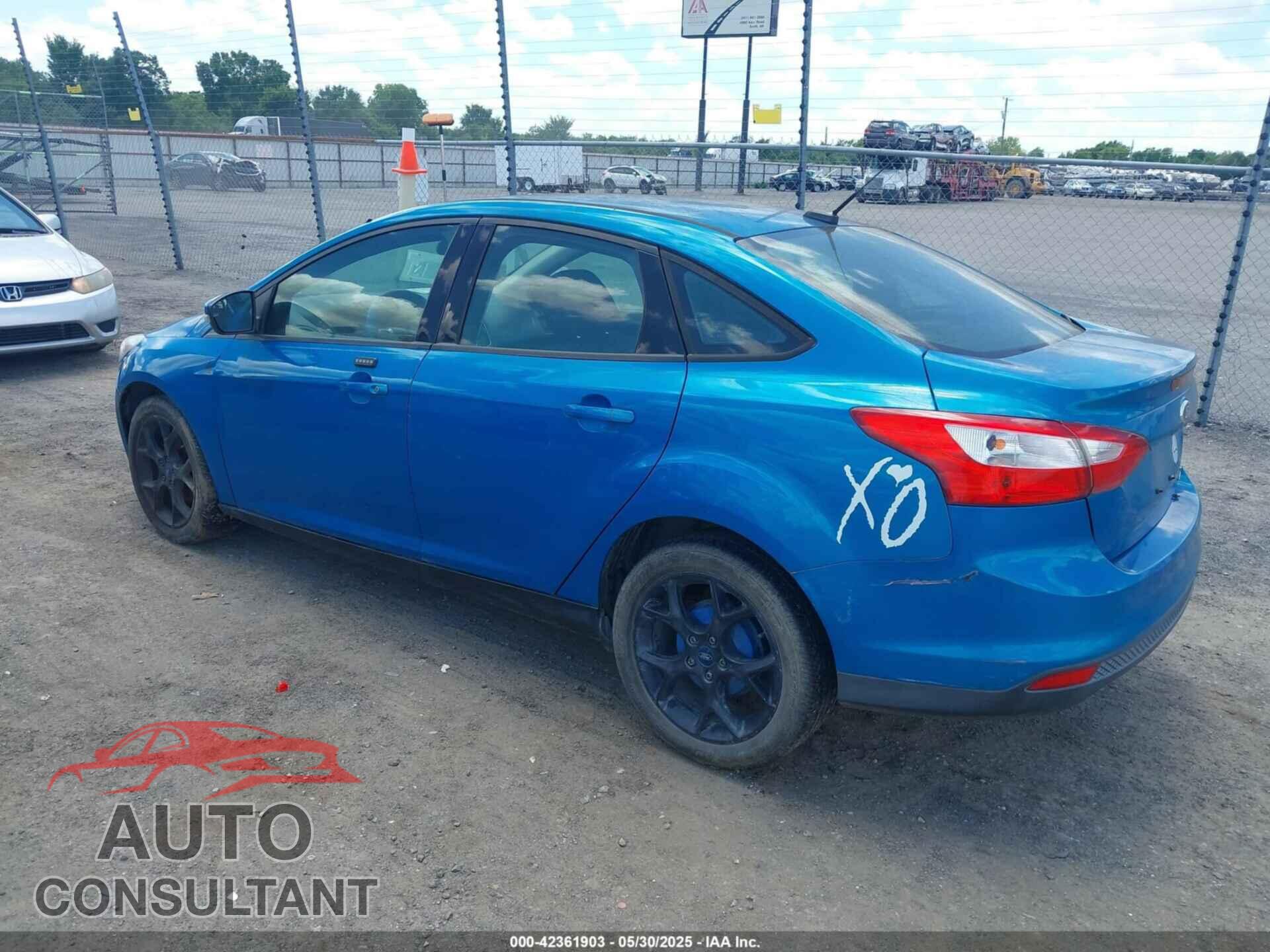 FORD FOCUS 2013 - 1FADP3F29DL300041