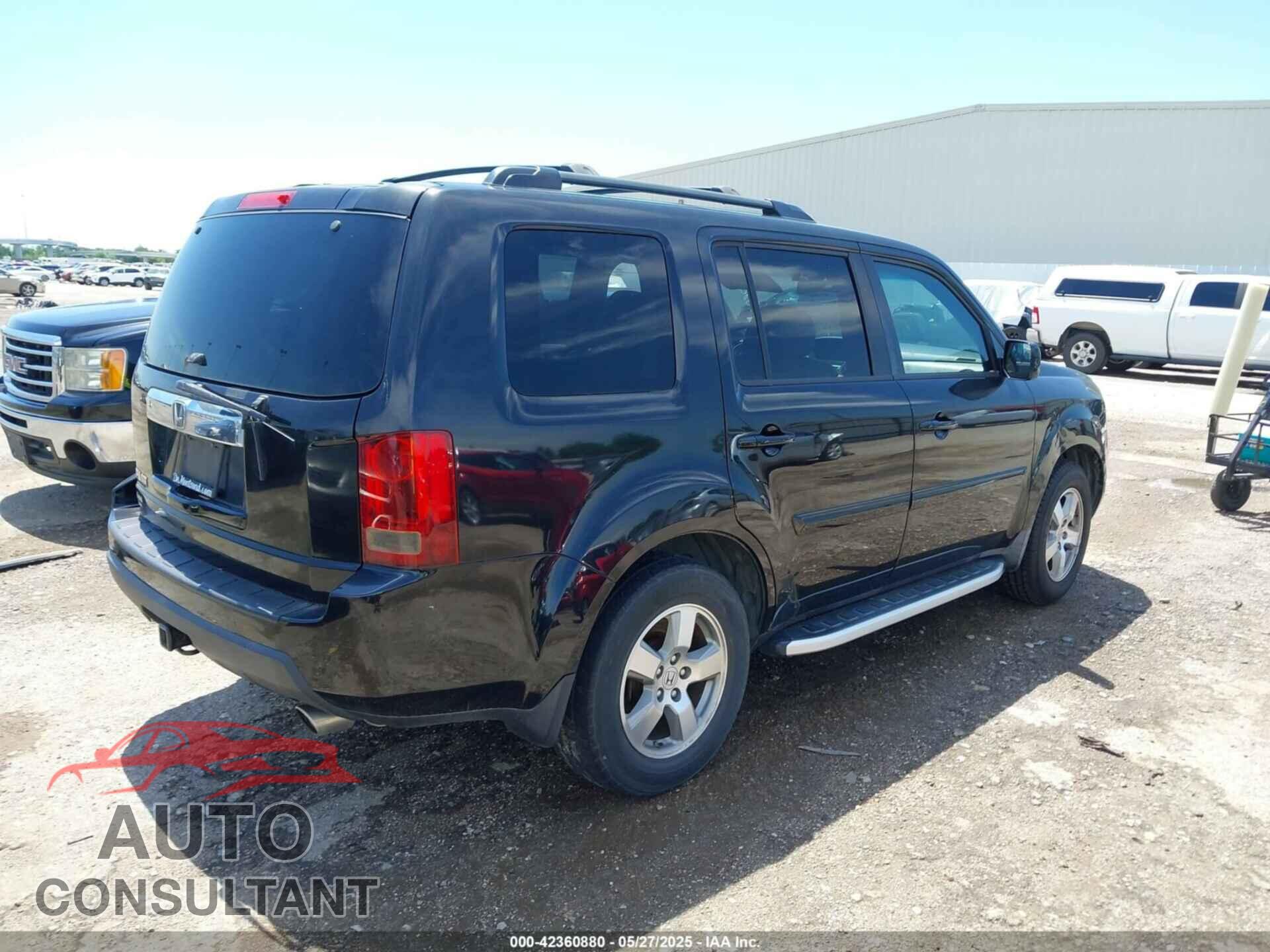 HONDA PILOT 2011 - 5FNYF3H51BB013282