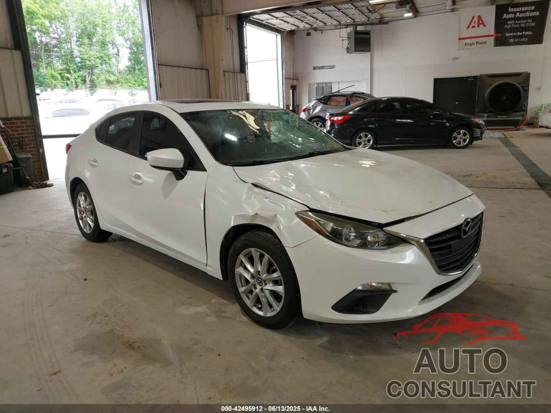 MAZDA MAZDA3 2014 - JM1BM1V70E1134498