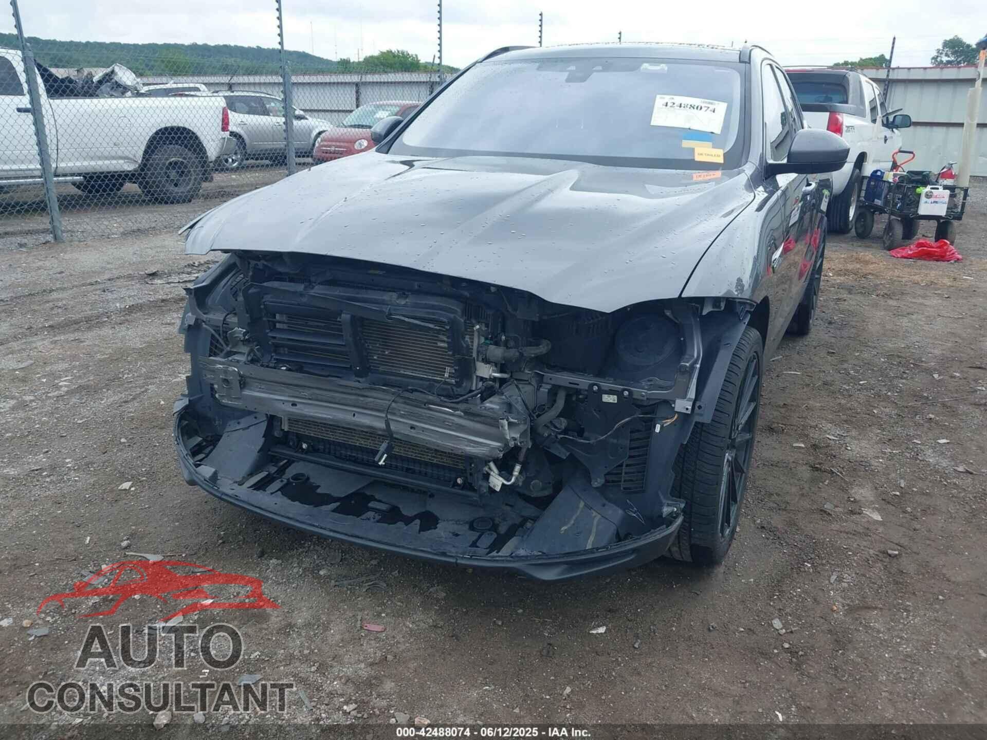 JAGUAR F-PACE 2018 - SADCK2EV4JA256956