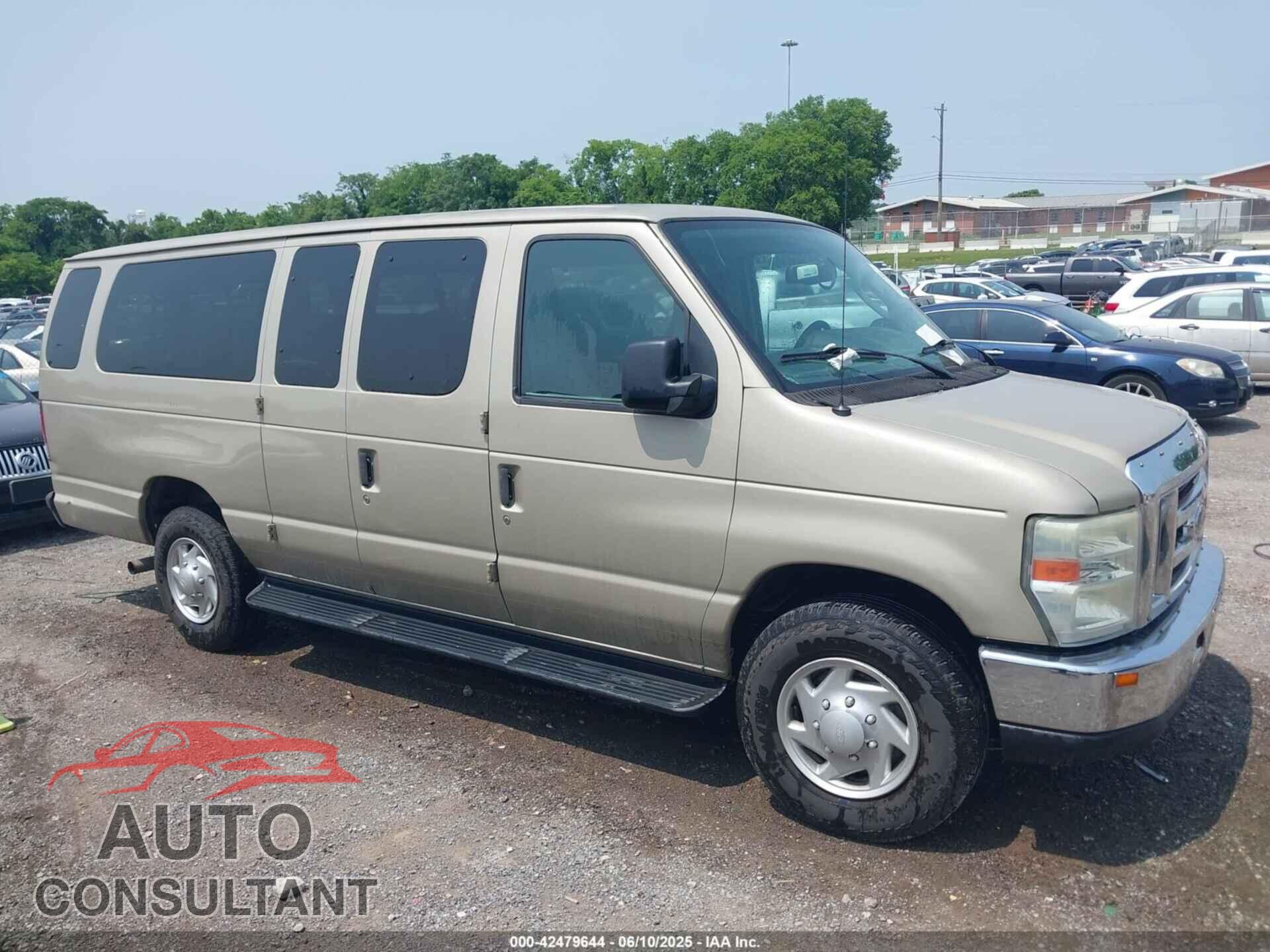 FORD E-350 SUPER DUTY 2011 - 1FBSS3BL5BDA40571
