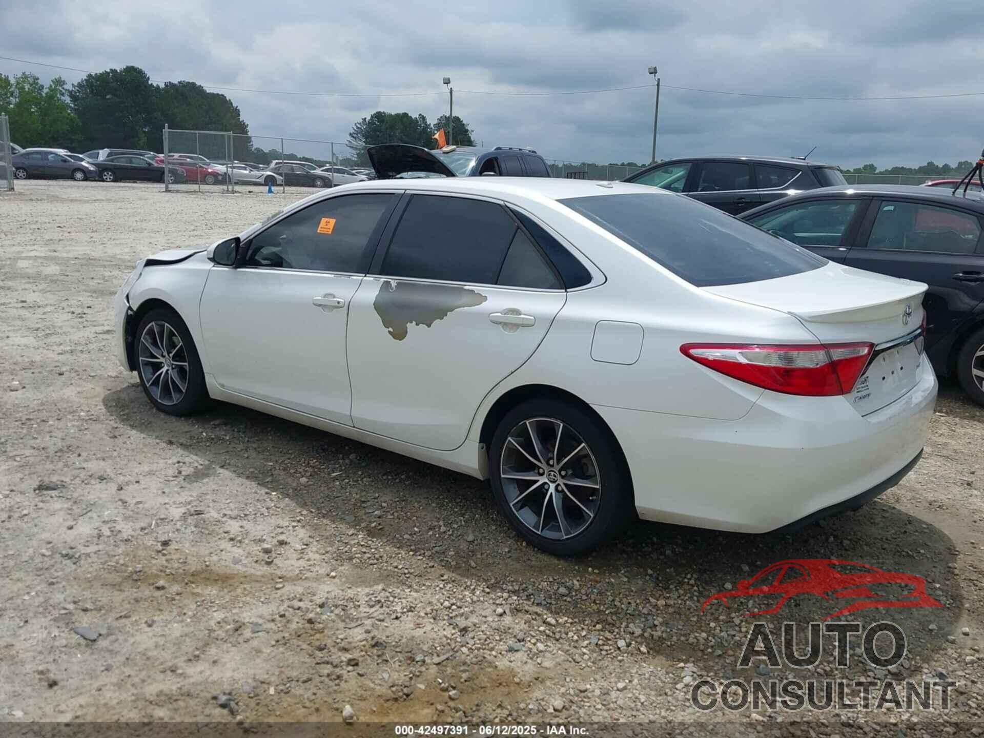 TOYOTA CAMRY 2015 - 4T1BF1FK3FU934477