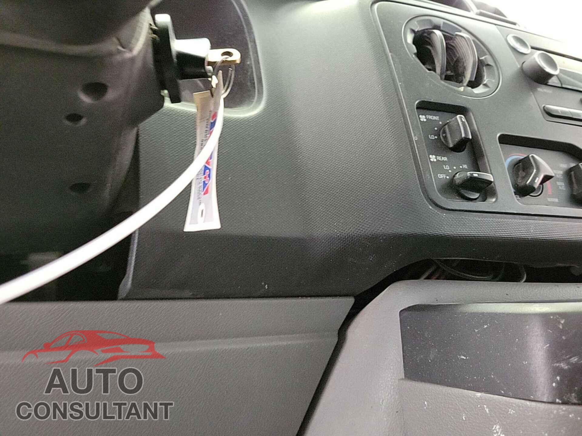 FORD E-350 SUPER DUTY 2013 - 1FBSS3BL5DDA49371