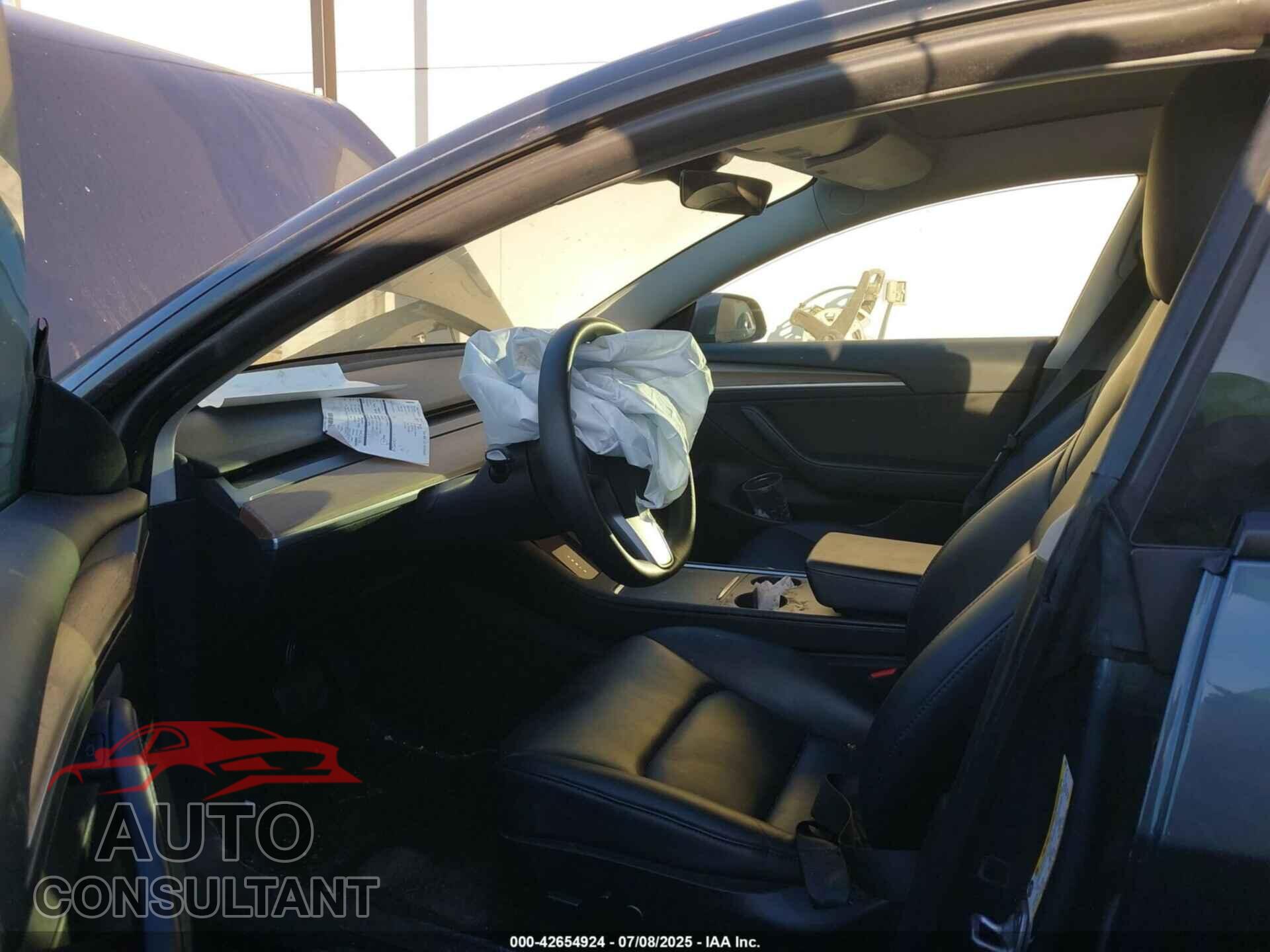 TESLA MODEL 3 2022 - 5YJ3E1EA1NF359808