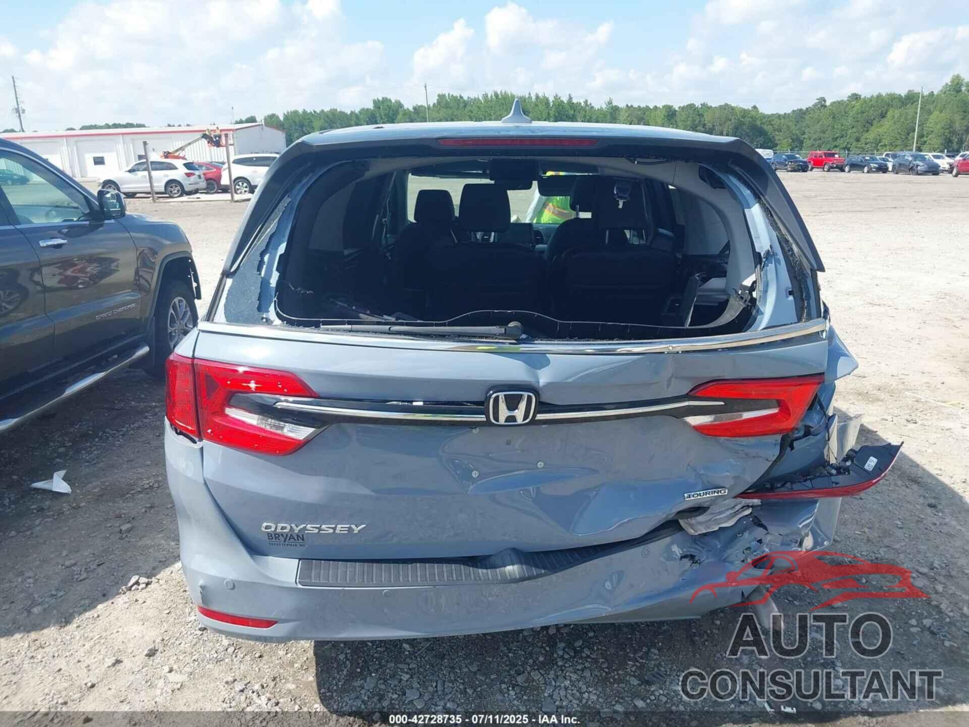 HONDA ODYSSEY 2023 - 5FNRL6H81PB068394