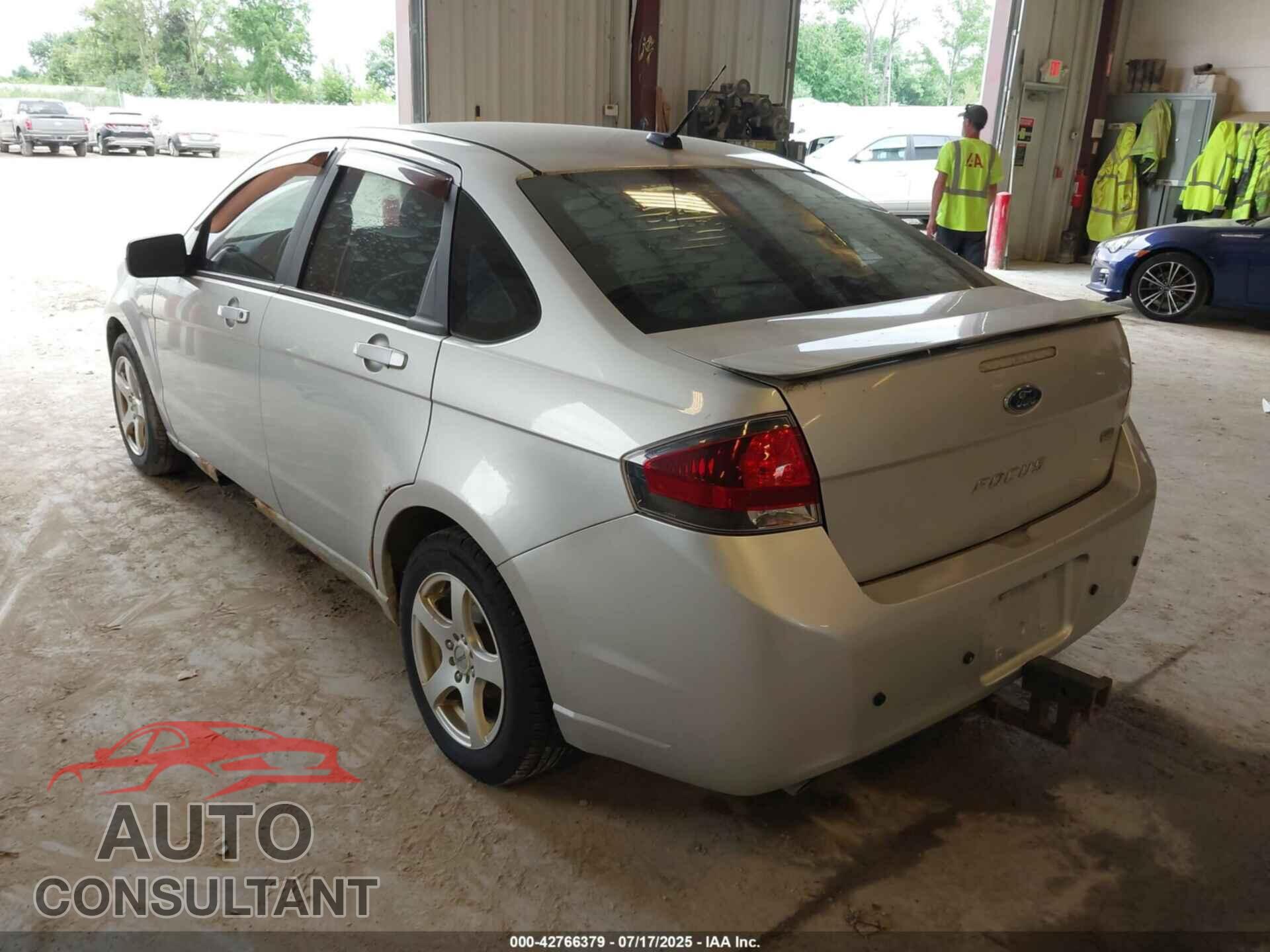 FORD FOCUS 2010 - 1FAHP3GN4AW246636