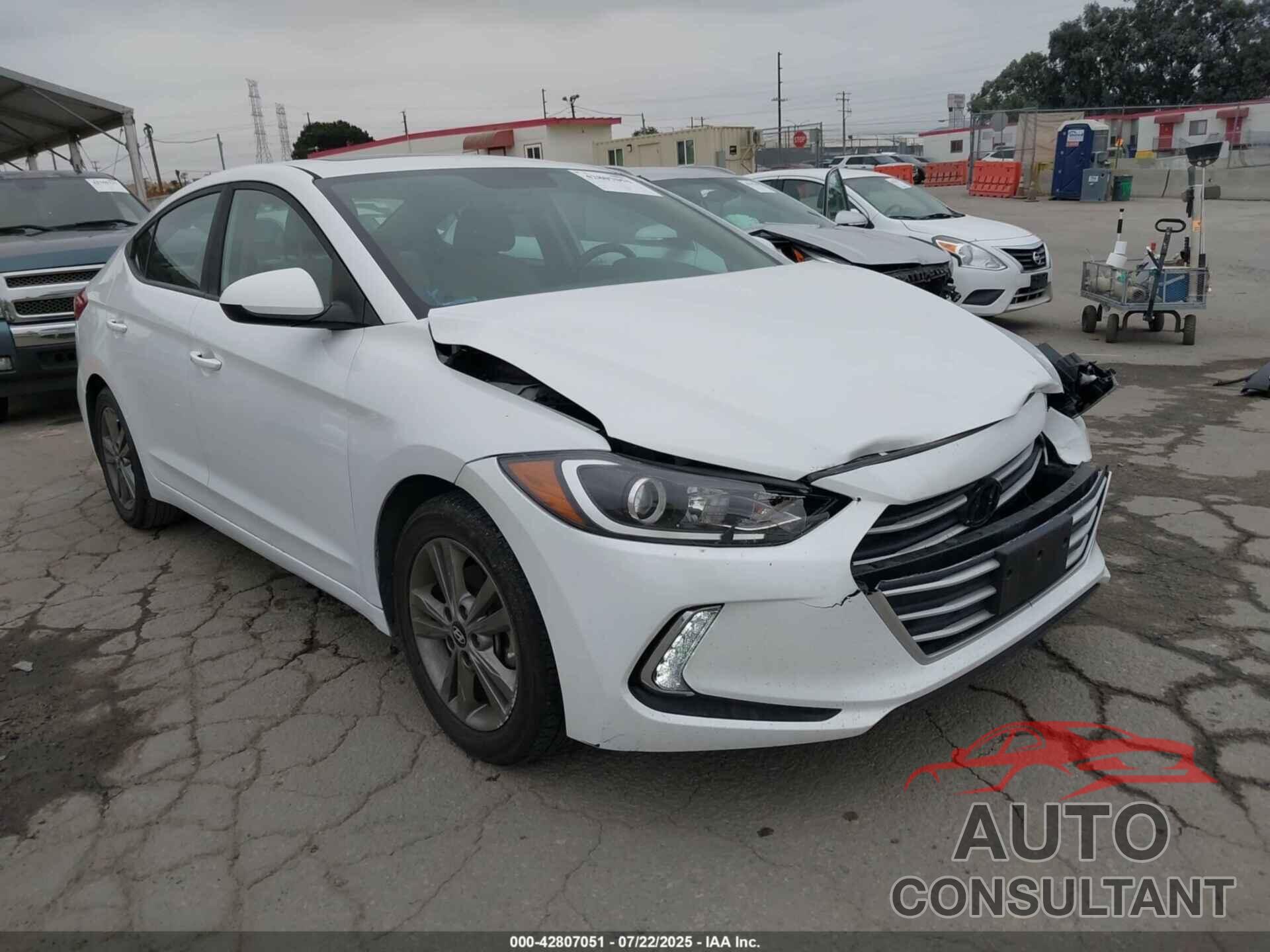 HYUNDAI ELANTRA 2018 - 5NPD84LF9JH304725