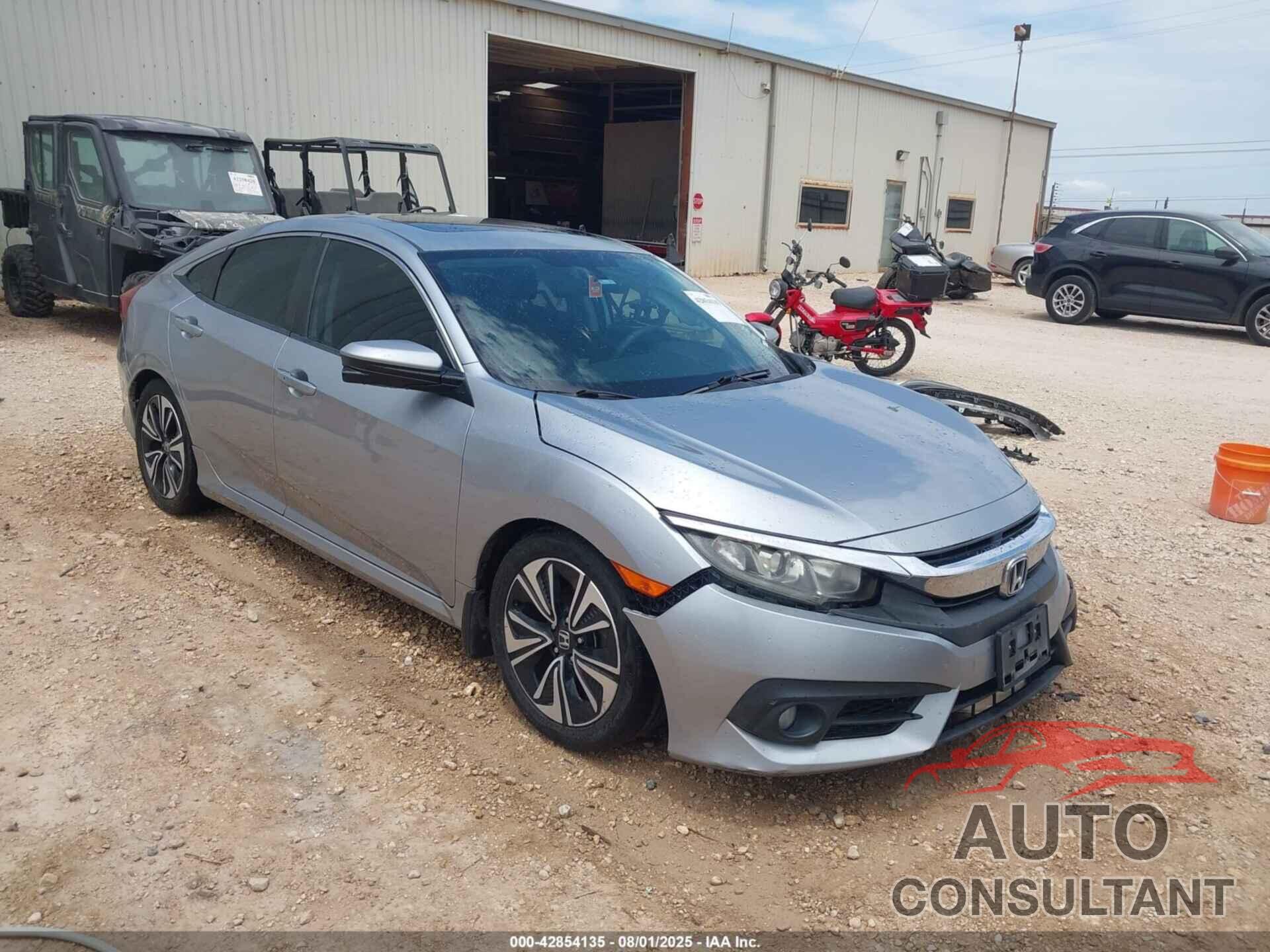 HONDA CIVIC 2017 - 19XFC1F30HE003217