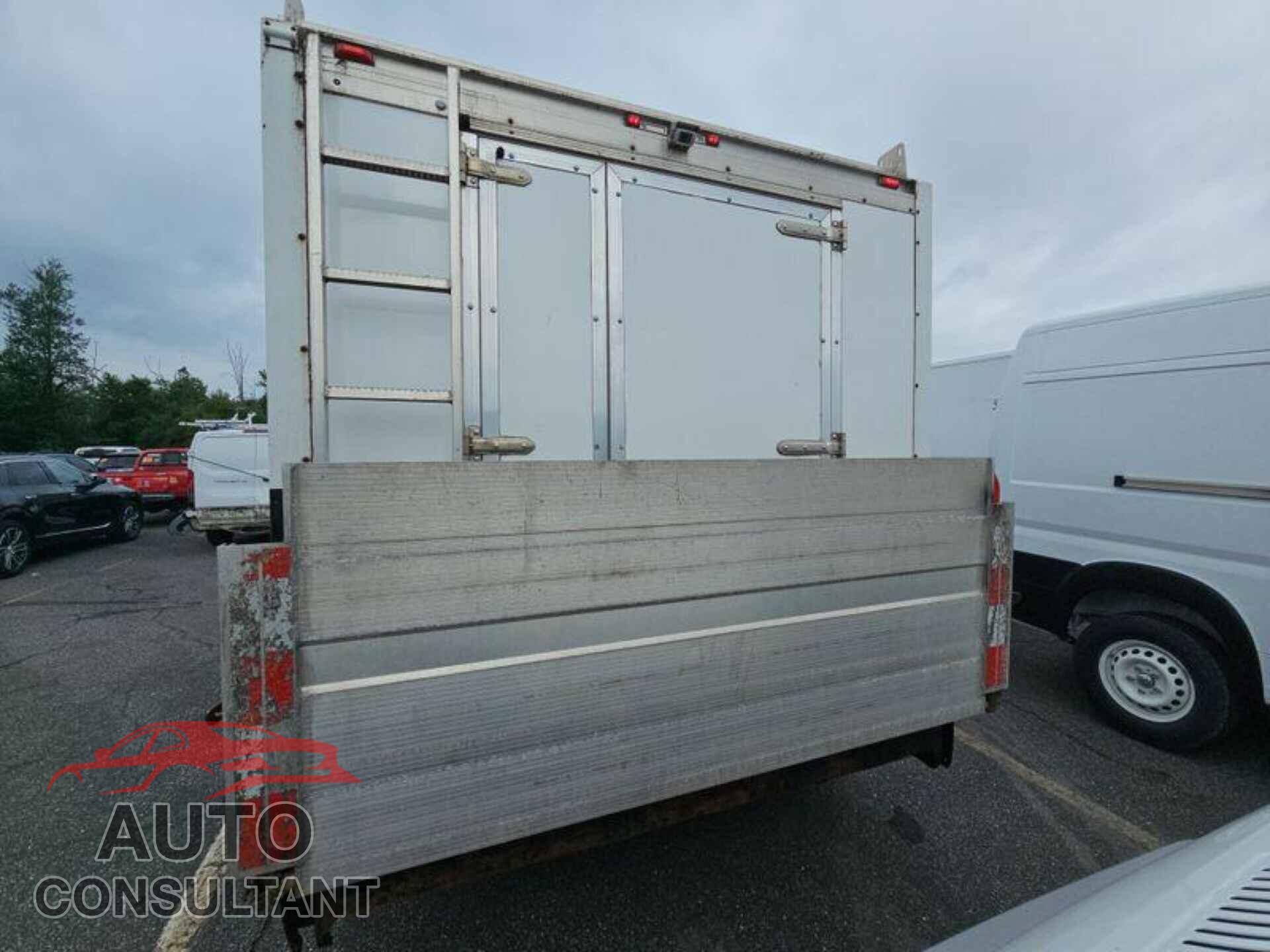 FORD ECONOLINE 2019 - 1FDWE3F66KDC38581