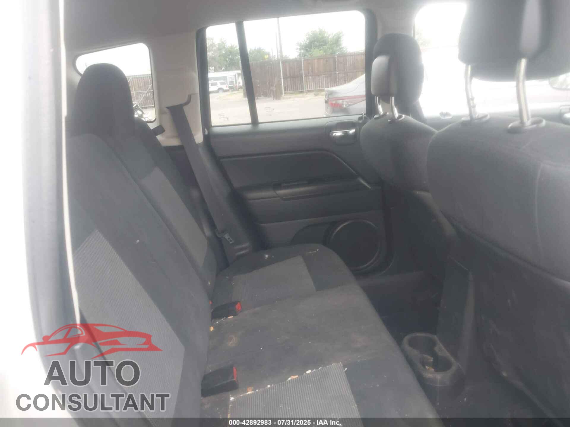 JEEP COMPASS 2011 - 1J4NF1FB4BD183234