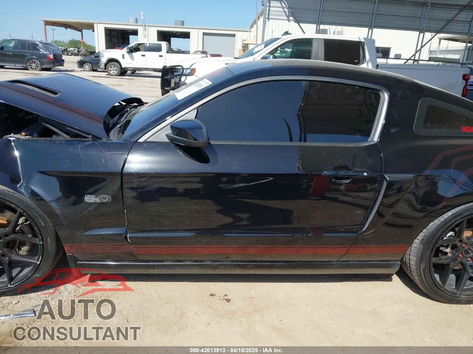 FORD MUSTANG 2014 - 1ZVBP8CF6E5309367