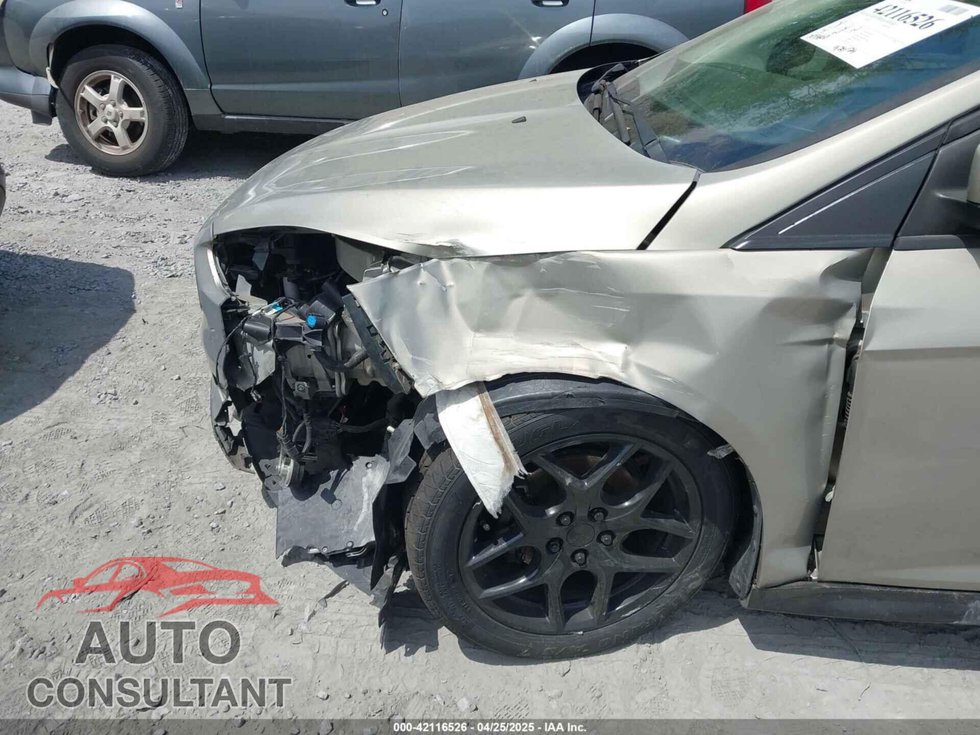 FORD FOCUS 2016 - 1FADP3K25GL236896