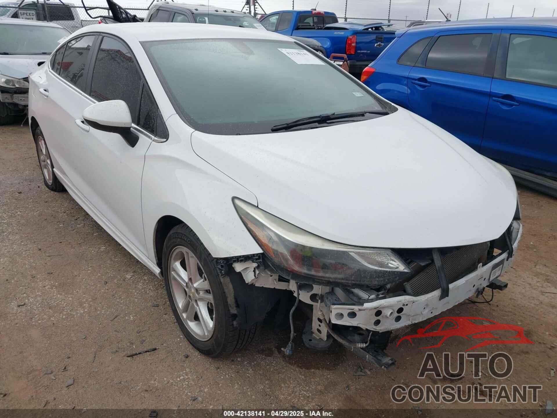 CHEVROLET CRUZE 2018 - 1G1BE5SM2J7246430