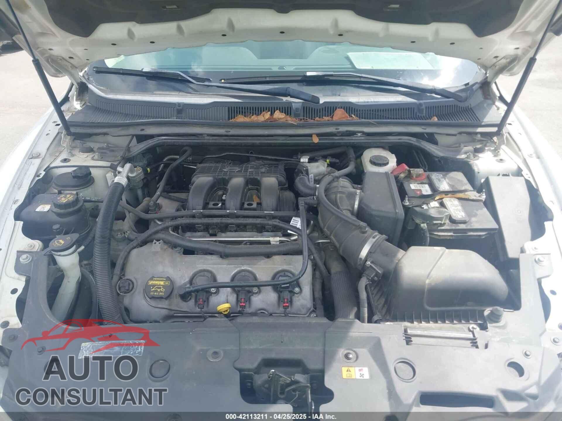 FORD TAURUS 2011 - 1FAHP2FW9BG138674