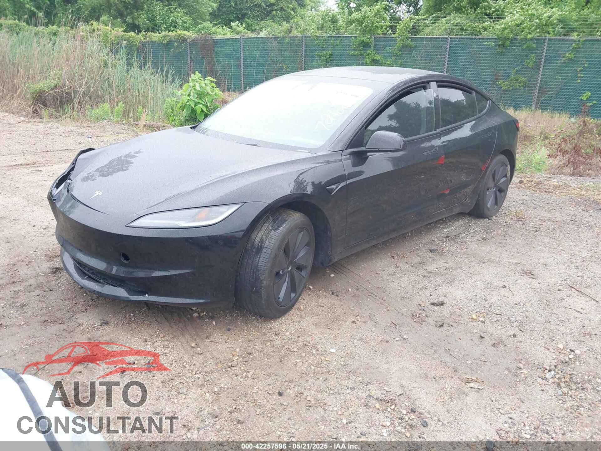 TESLA MODEL 3 2024 - 5YJ3E1EB7RF717234