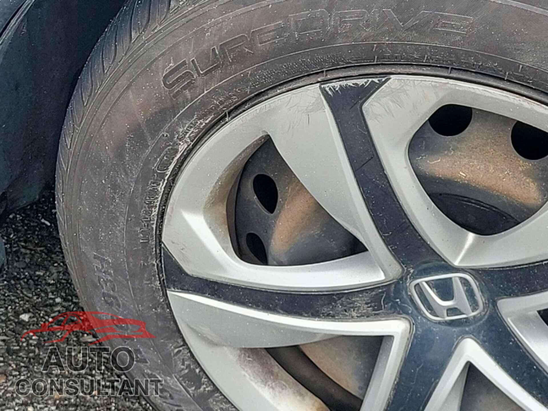 HONDA CIVIC 2017 - 2HGFC2F58HH575889