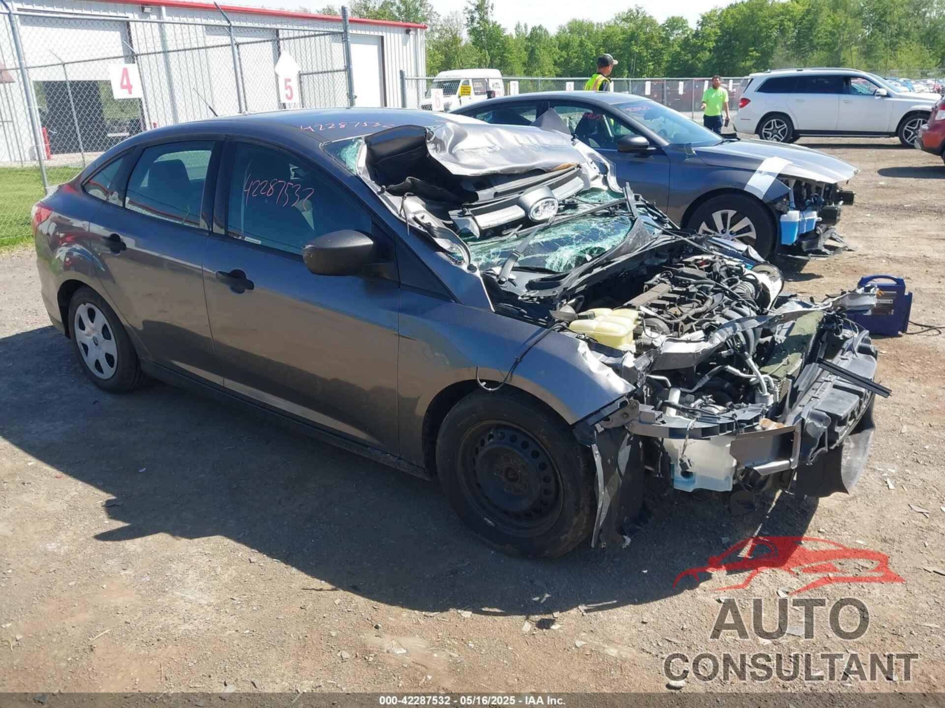 FORD FOCUS 2014 - 1FADP3E28EL249313