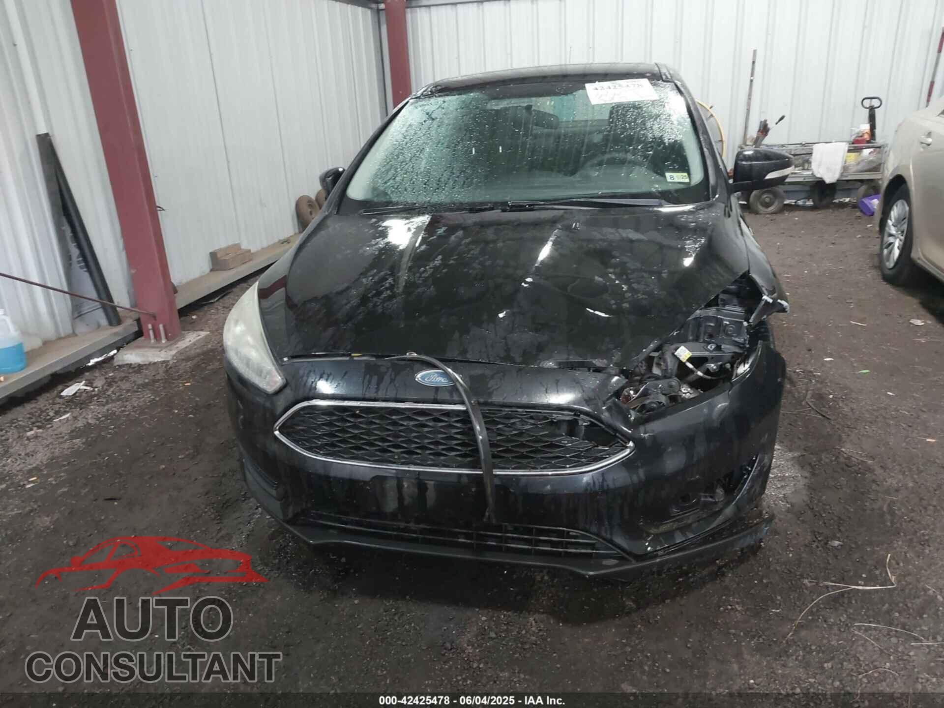 FORD FOCUS 2015 - 1FADP3F25FL216205