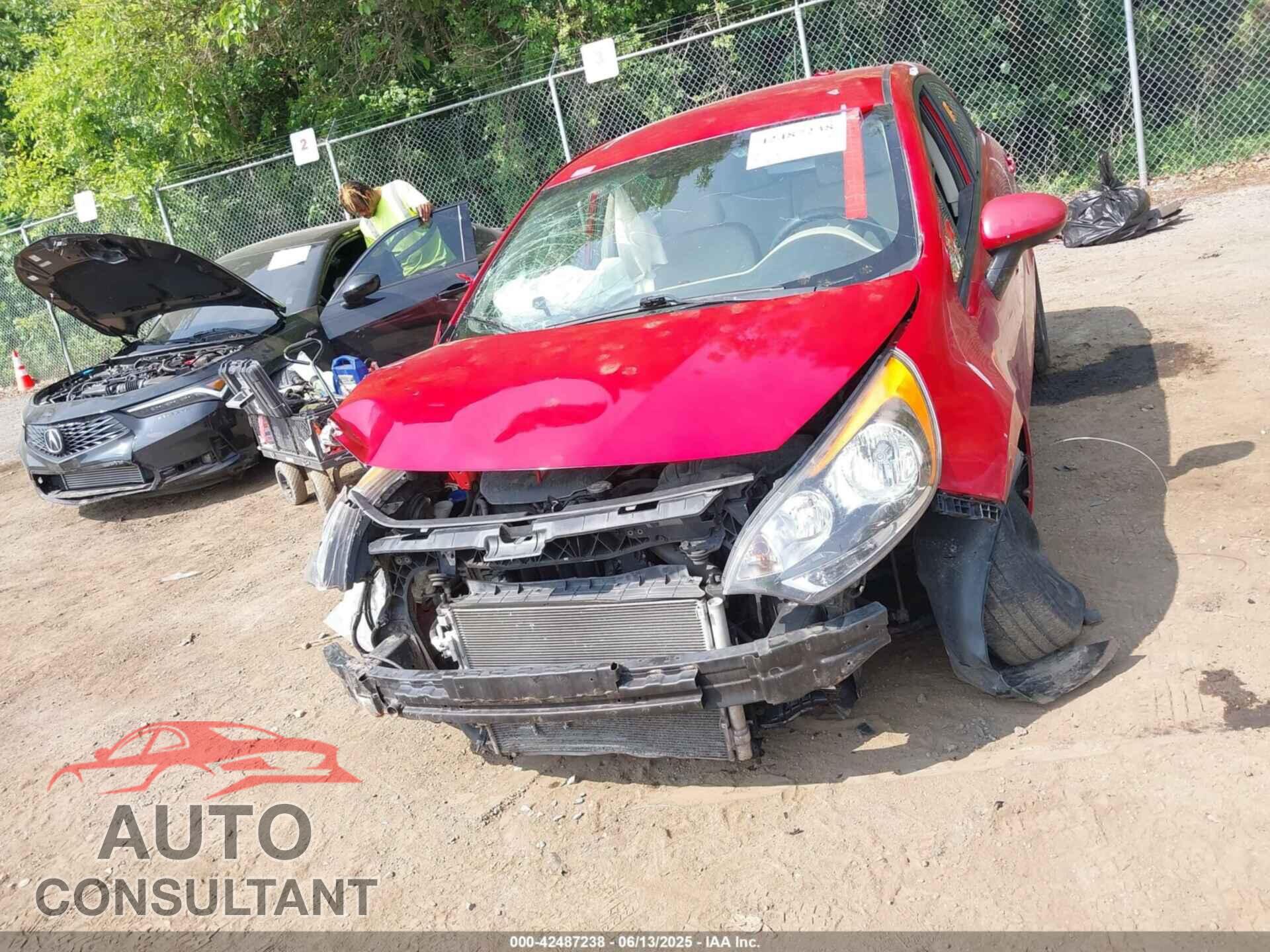 KIA RIO 2013 - KNADM5A37D6182257