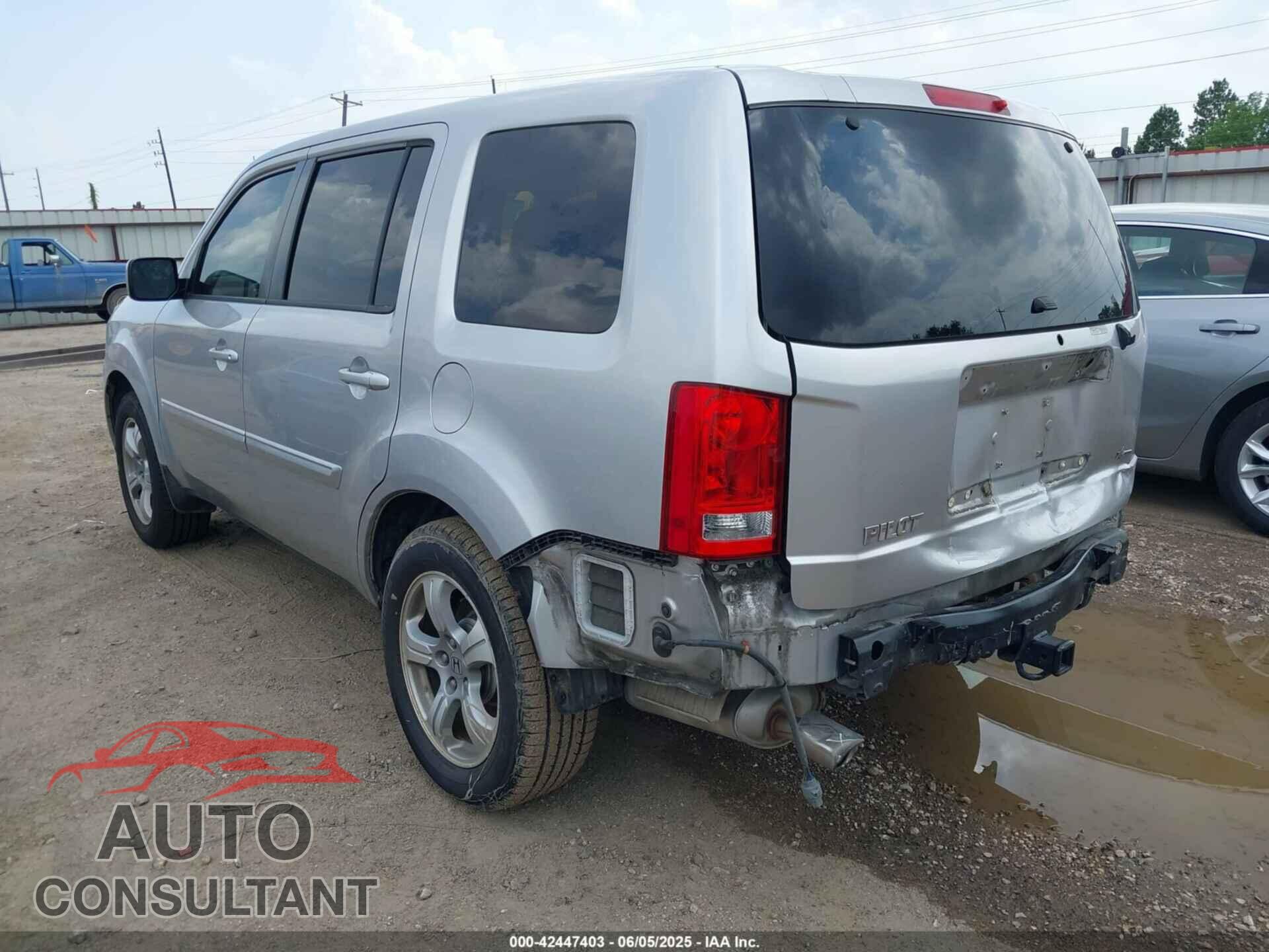 HONDA PILOT 2014 - 5FNYF3H44EB008038