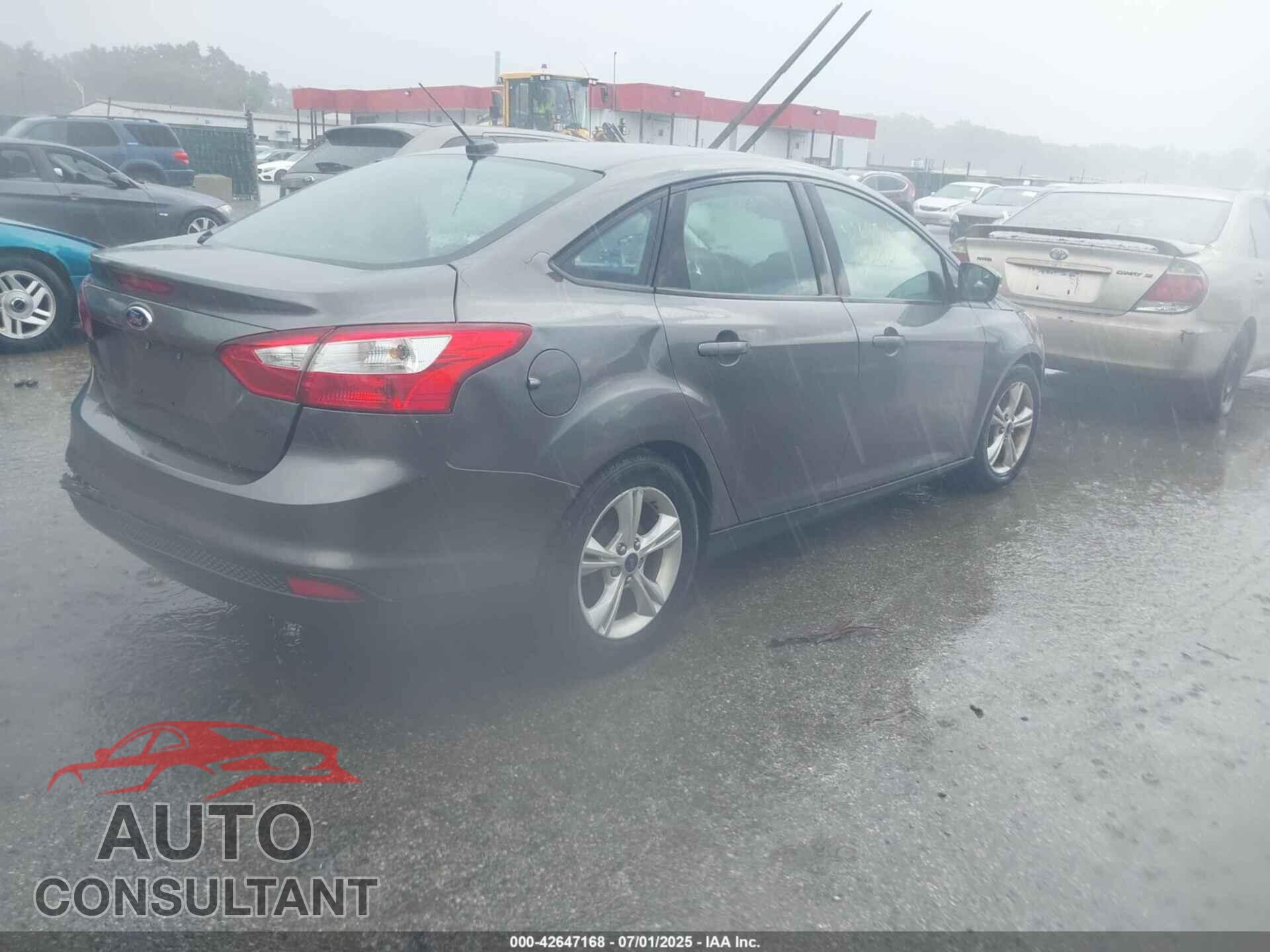 FORD FOCUS 2014 - 1FADP3F28EL448313