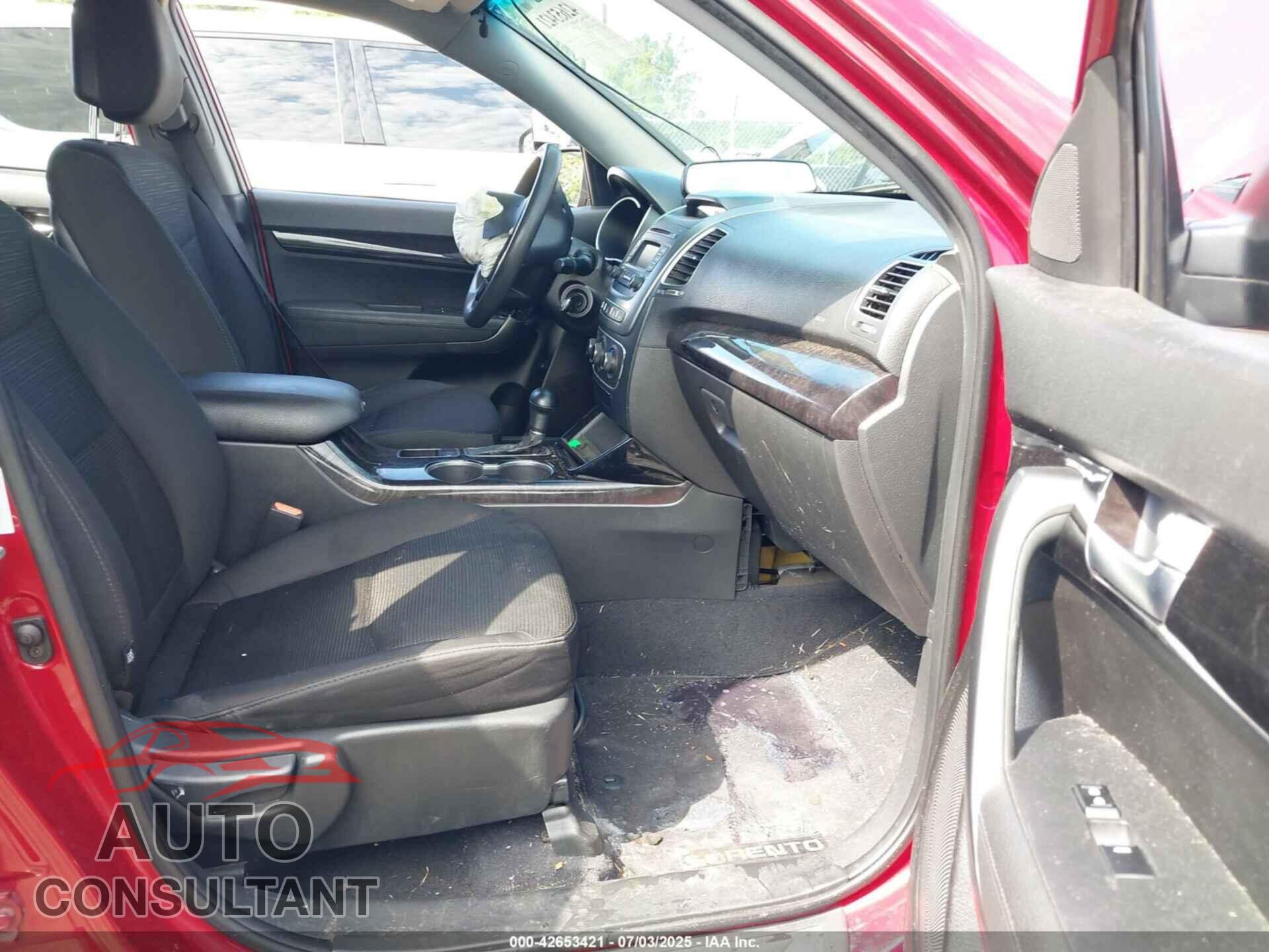 KIA SORENTO 2014 - 5XYKT3A65EG512942