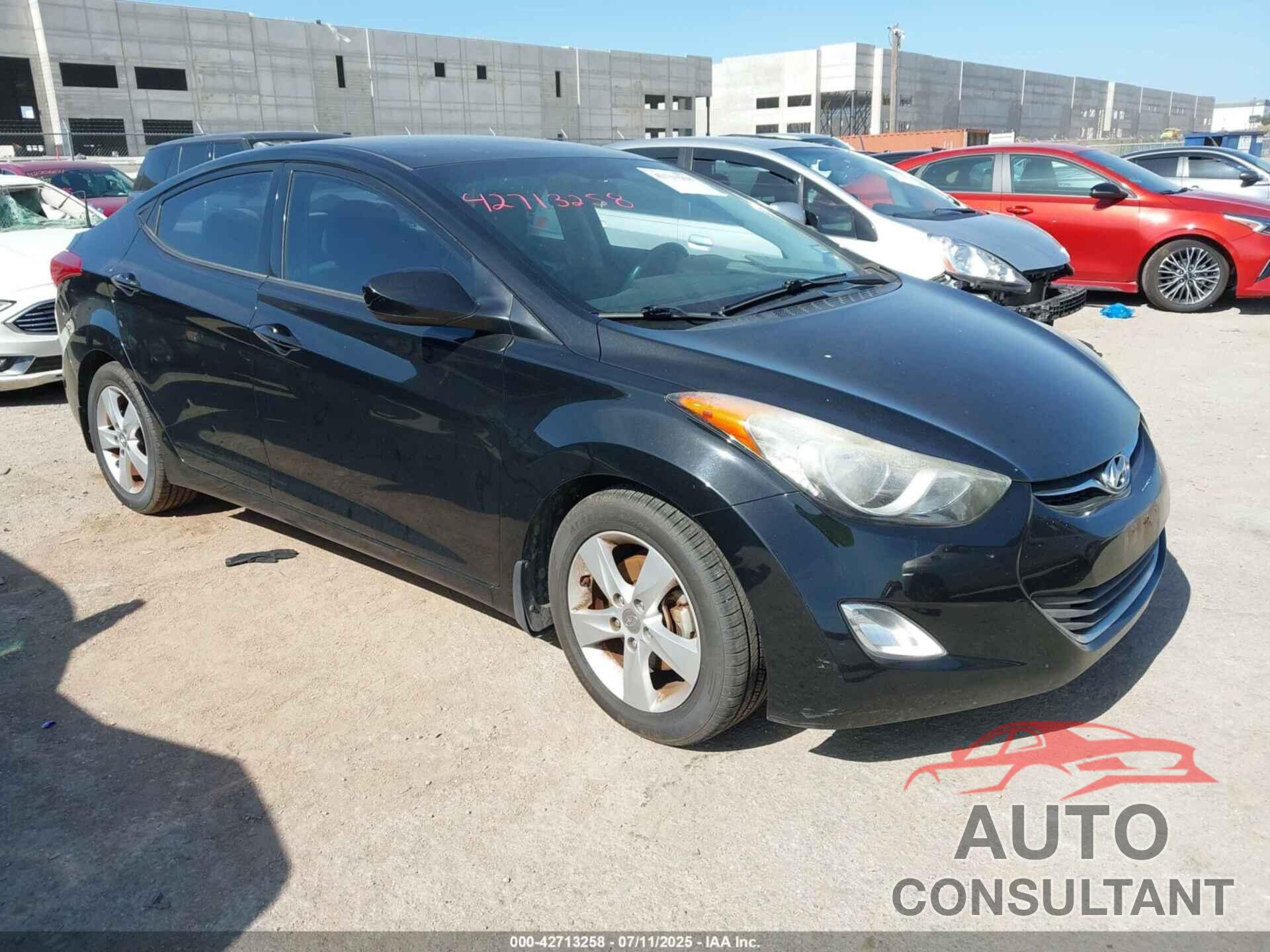 HYUNDAI ELANTRA 2013 - 5NPDH4AE1DH431760