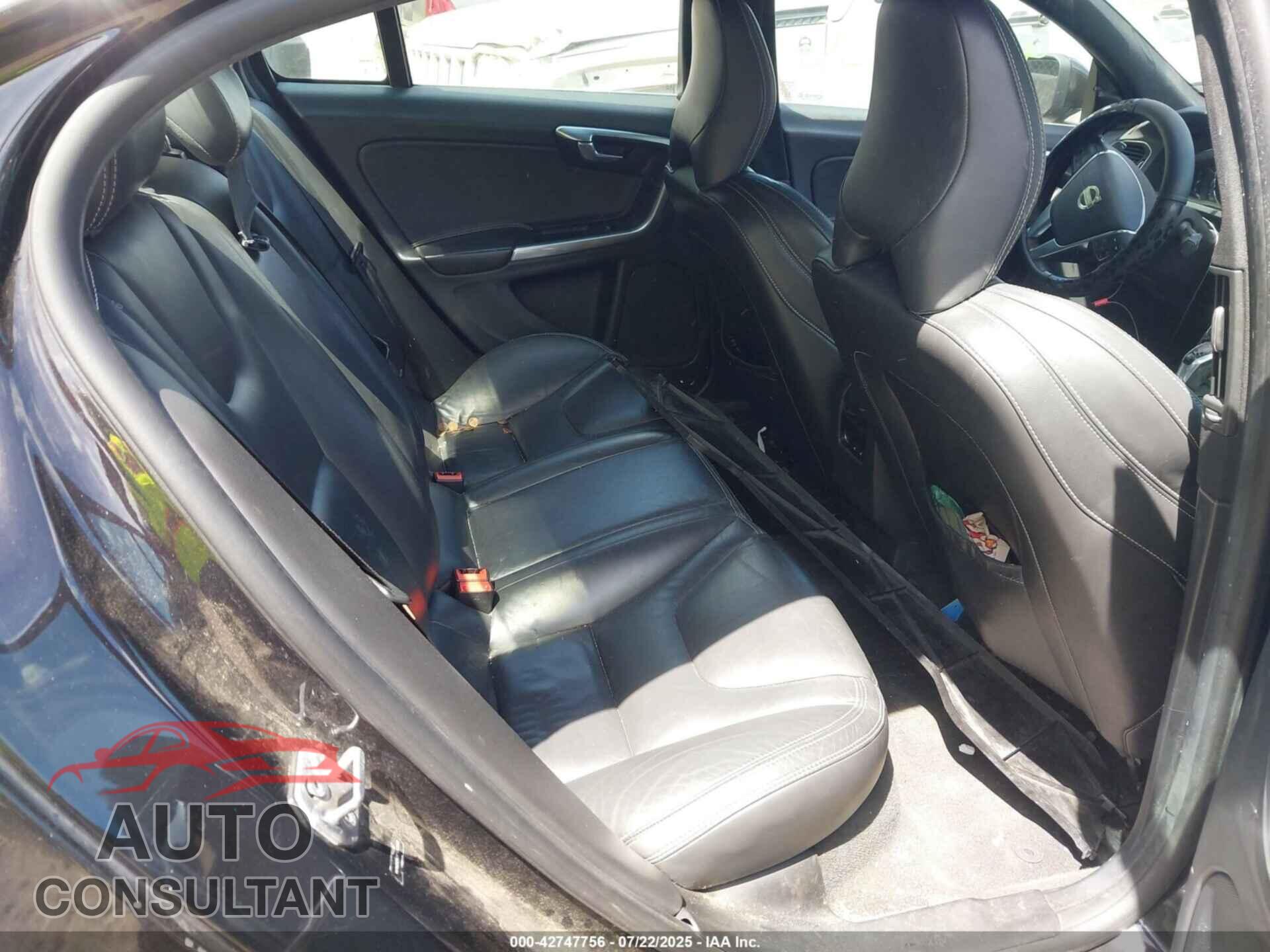 VOLVO S60 2015 - YV149MFK5F1353399