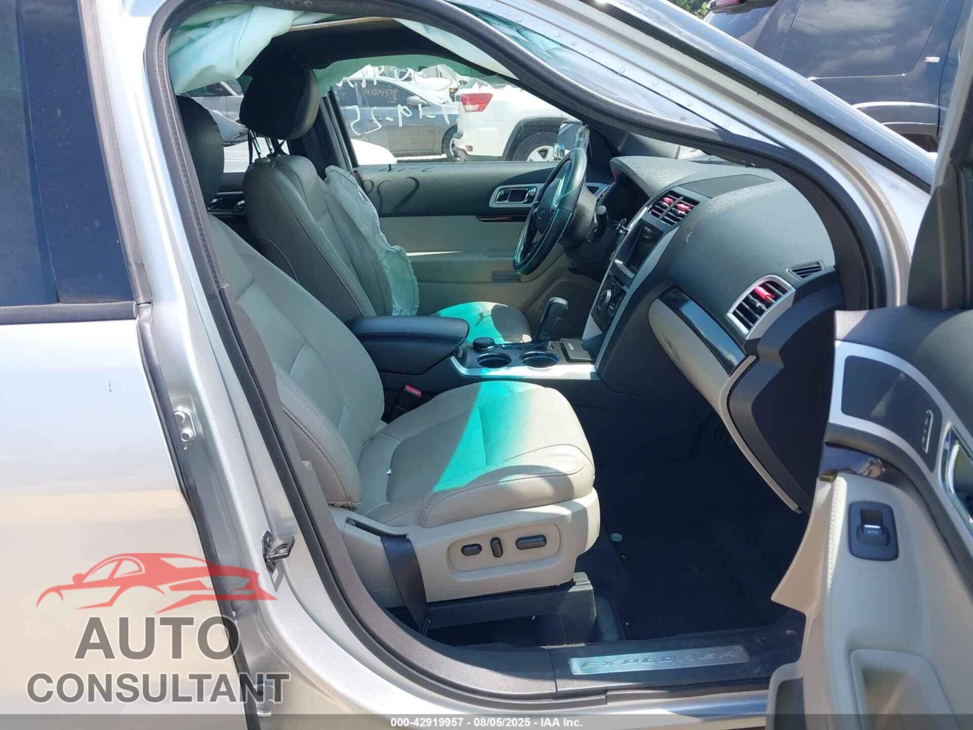 FORD EXPLORER 2012 - 1FMHK8F81CGA72194
