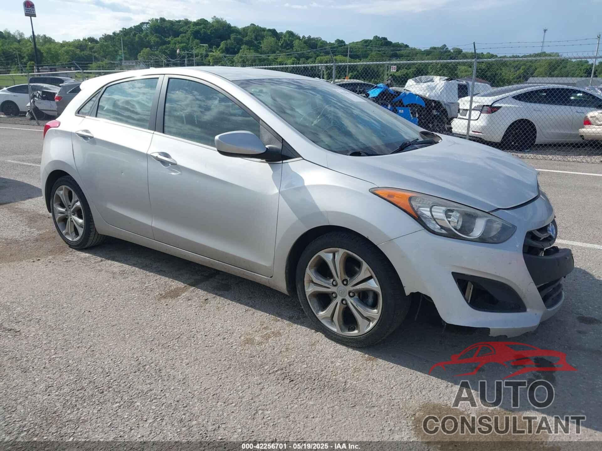 HYUNDAI ELANTRA GT 2013 - KMHD35LE0DU044295