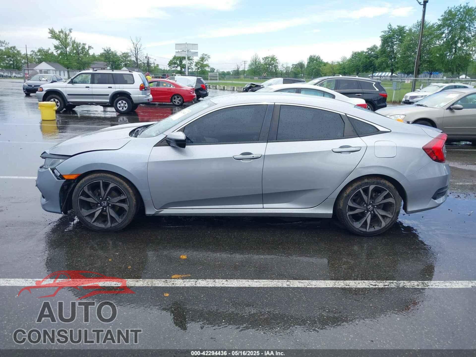 HONDA CIVIC 2019 - 2HGFC2F83KH565997