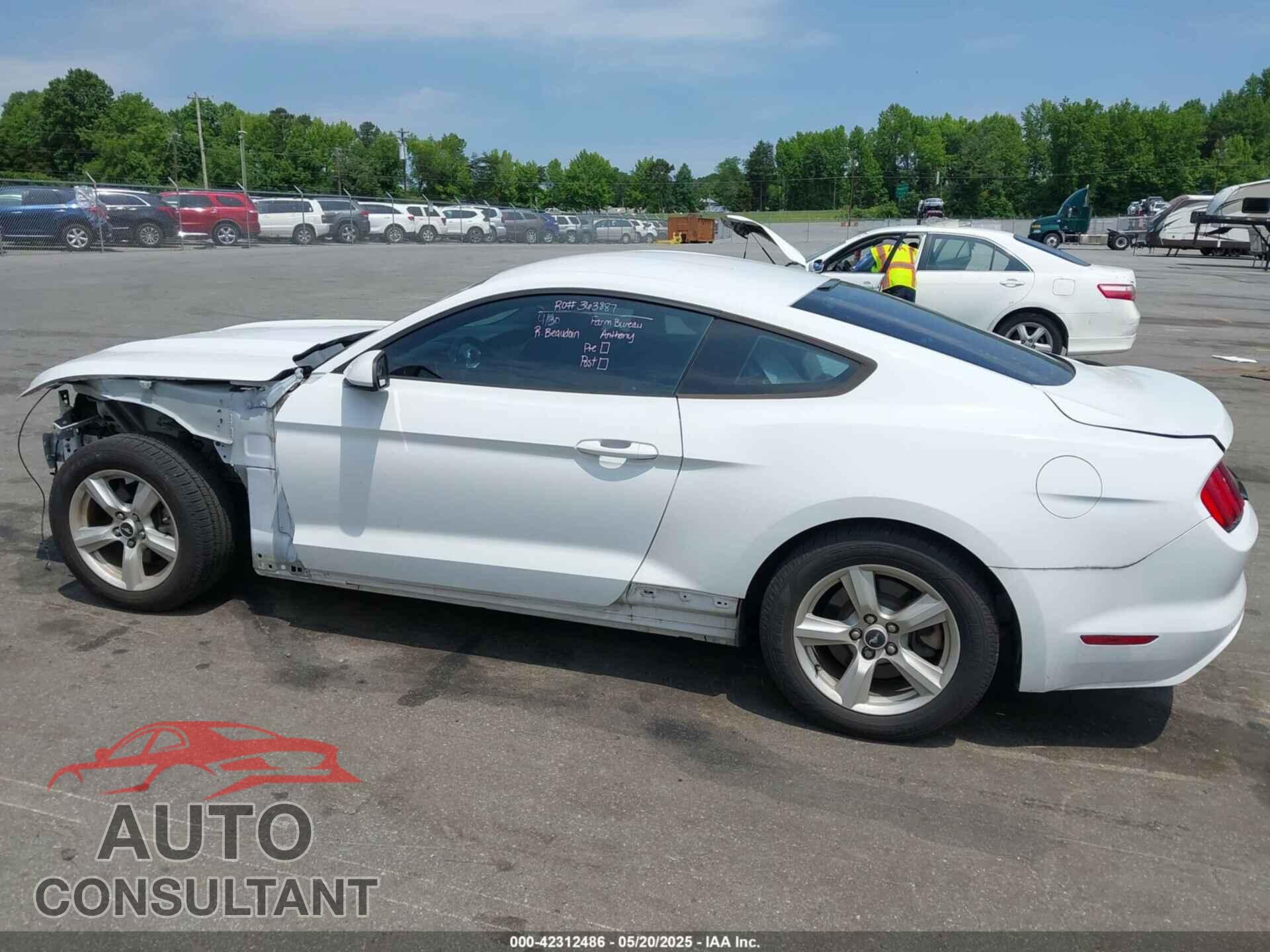 FORD MUSTANG 2017 - 1FA6P8AM0H5270159