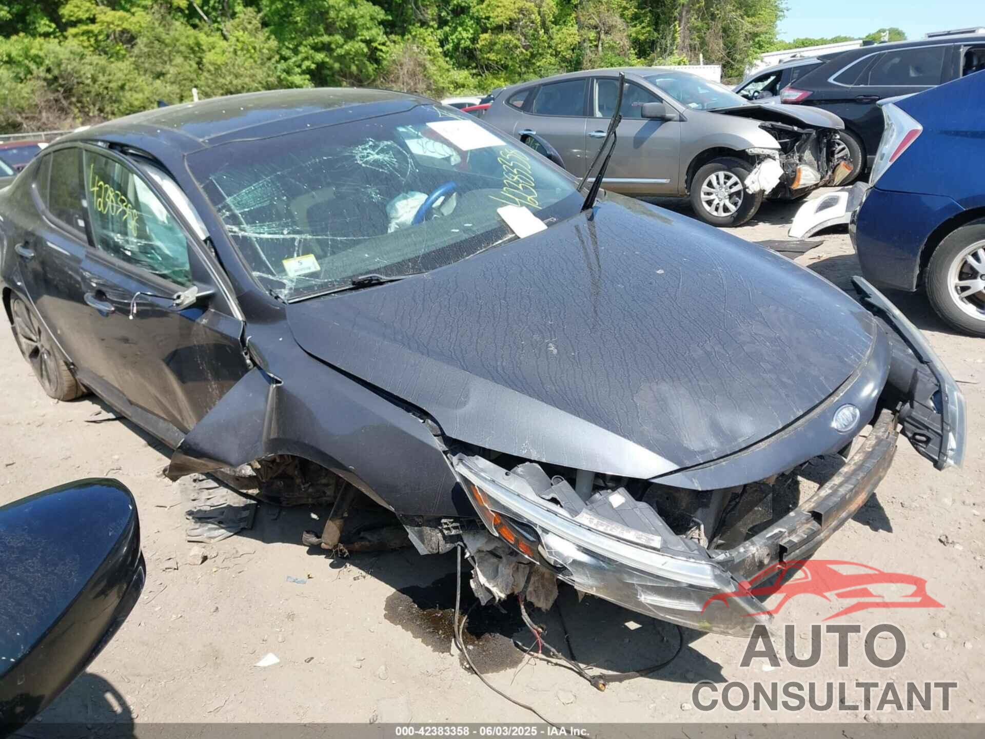 KIA OPTIMA 2011 - KNAGR4A66B5148316