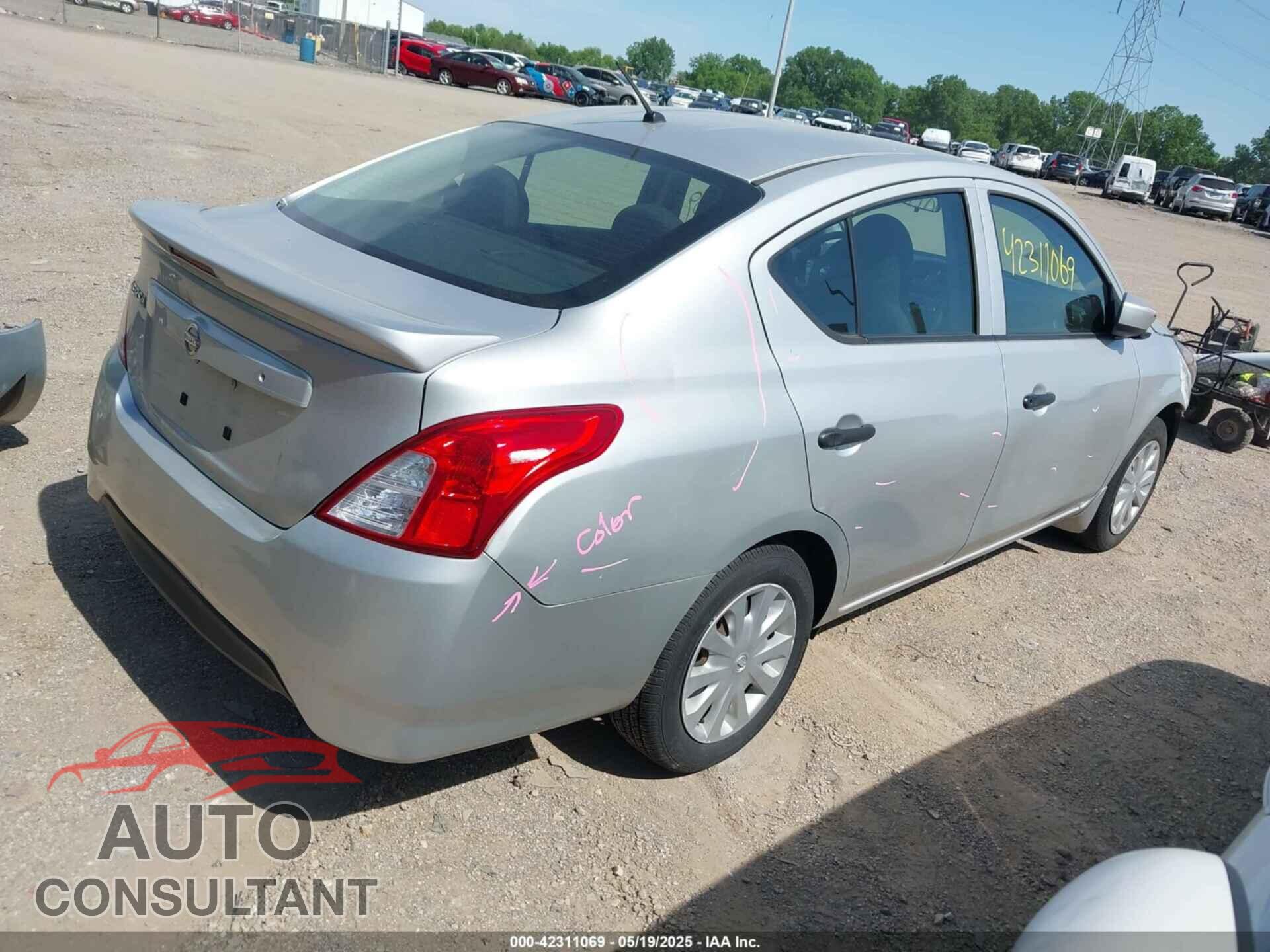 NISSAN VERSA 2017 - 3N1CN7AP0HL903799
