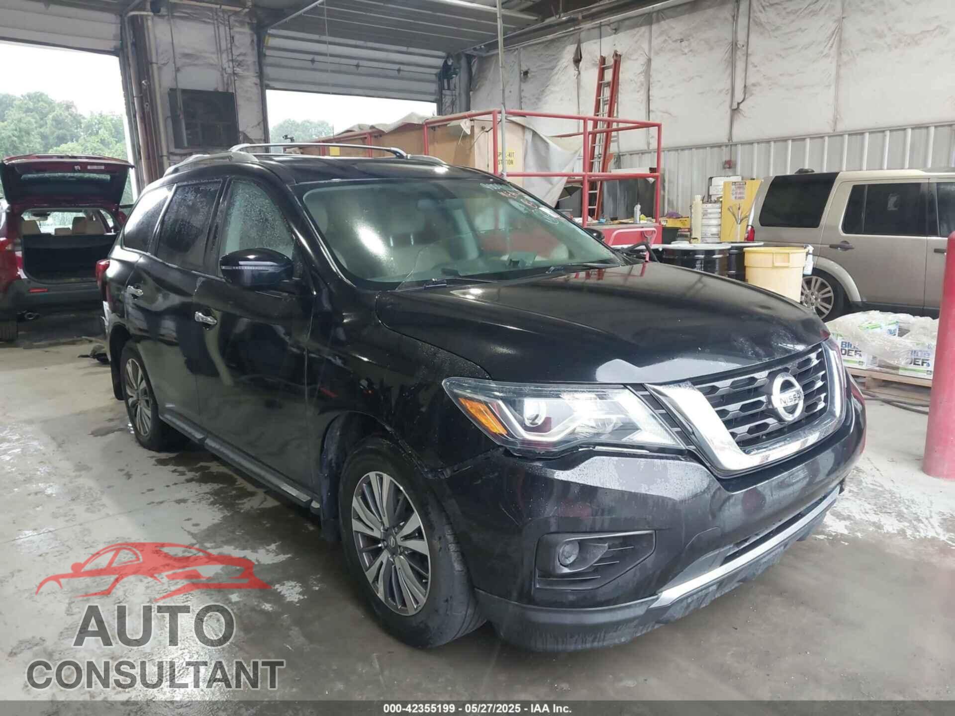NISSAN PATHFINDER 2017 - 5N1DR2MN3HC900910