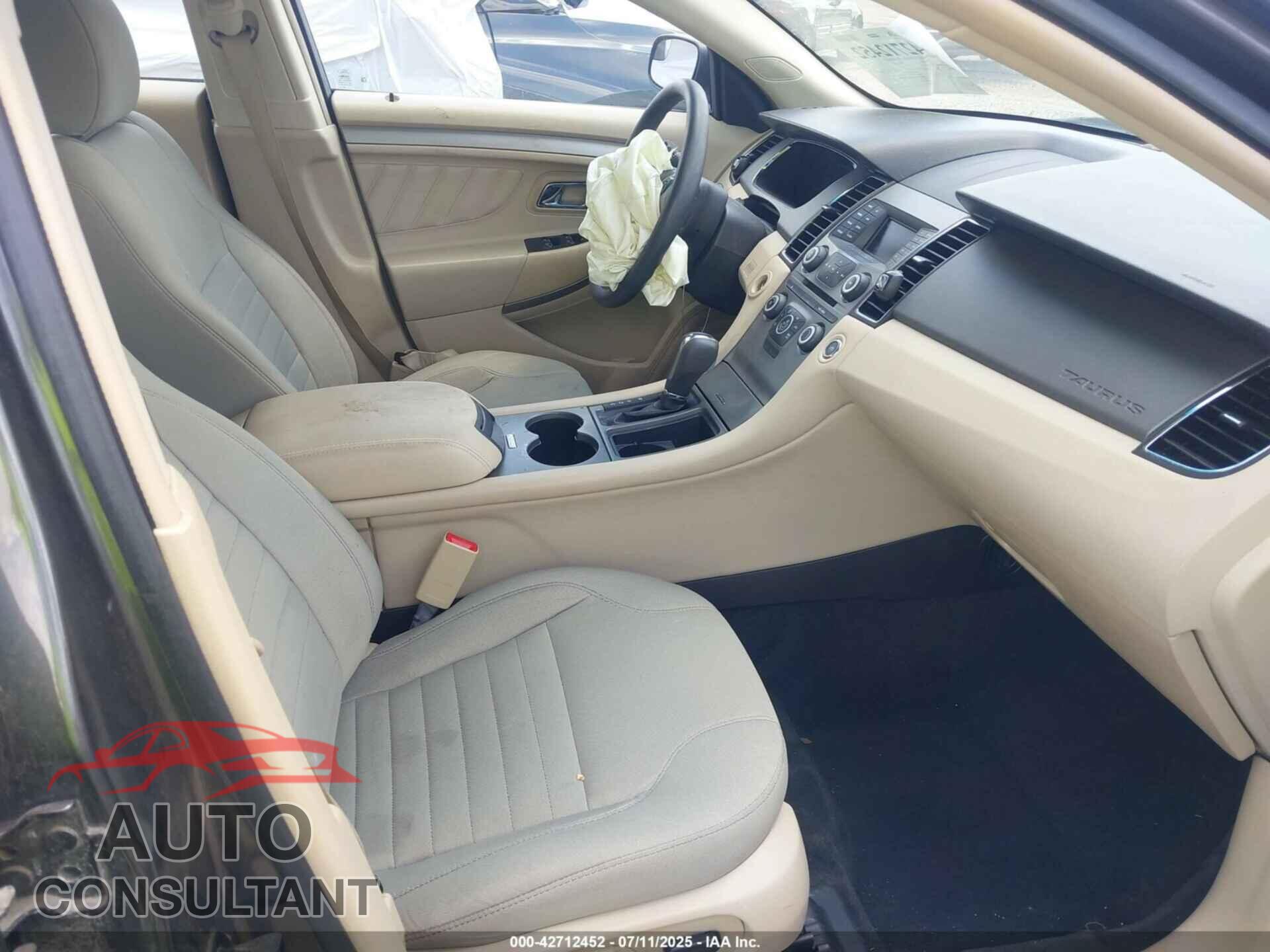 FORD TAURUS 2016 - 1FAHP2D8XGG128277