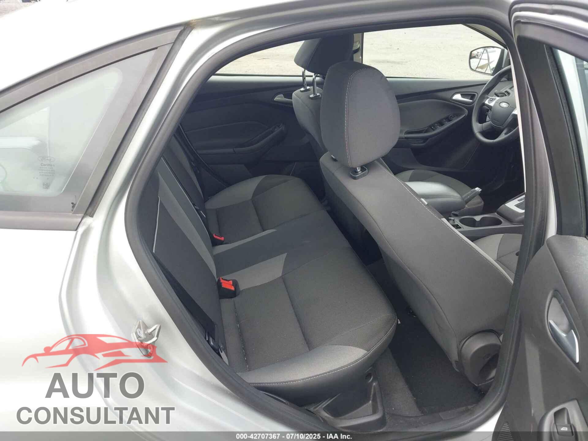 FORD FOCUS 2014 - 1FADP3F29EL453407