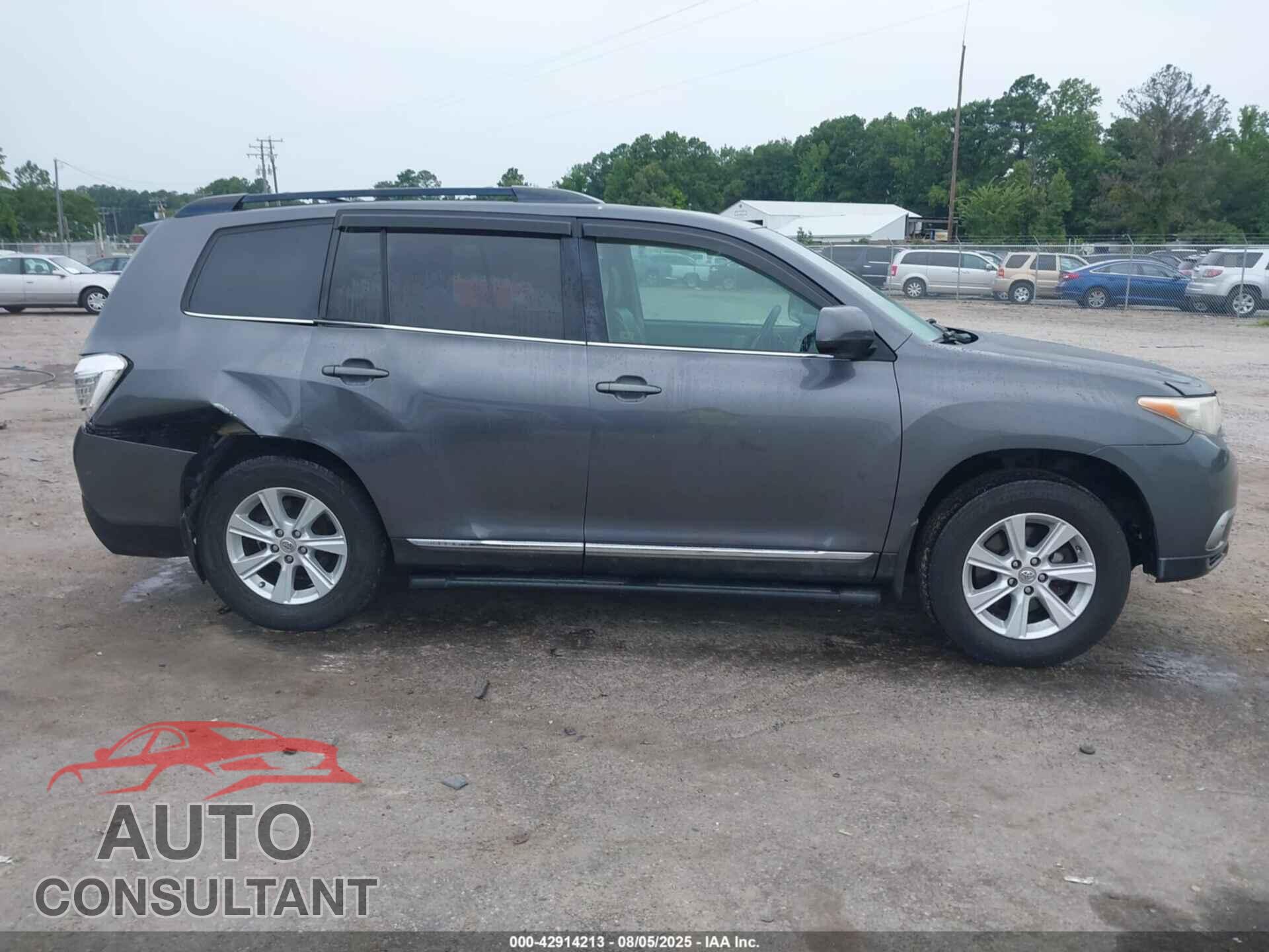 TOYOTA HIGHLANDER 2011 - 5TDBK3EH1BS067676