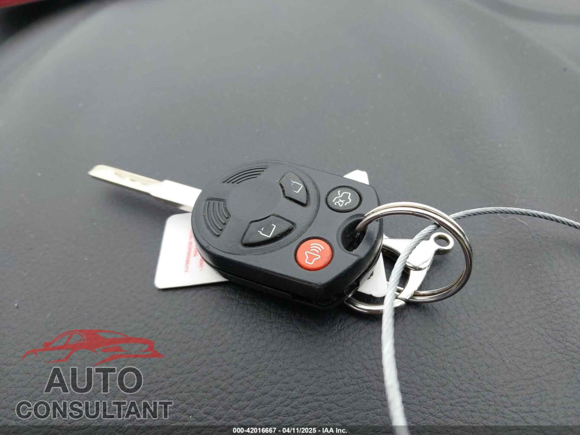 FORD FOCUS 2014 - 1FADP3F21EL439520