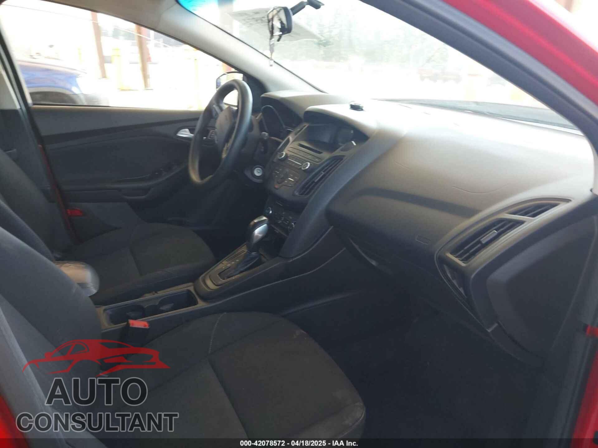 FORD FOCUS 2015 - 1FADP3K25FL294442
