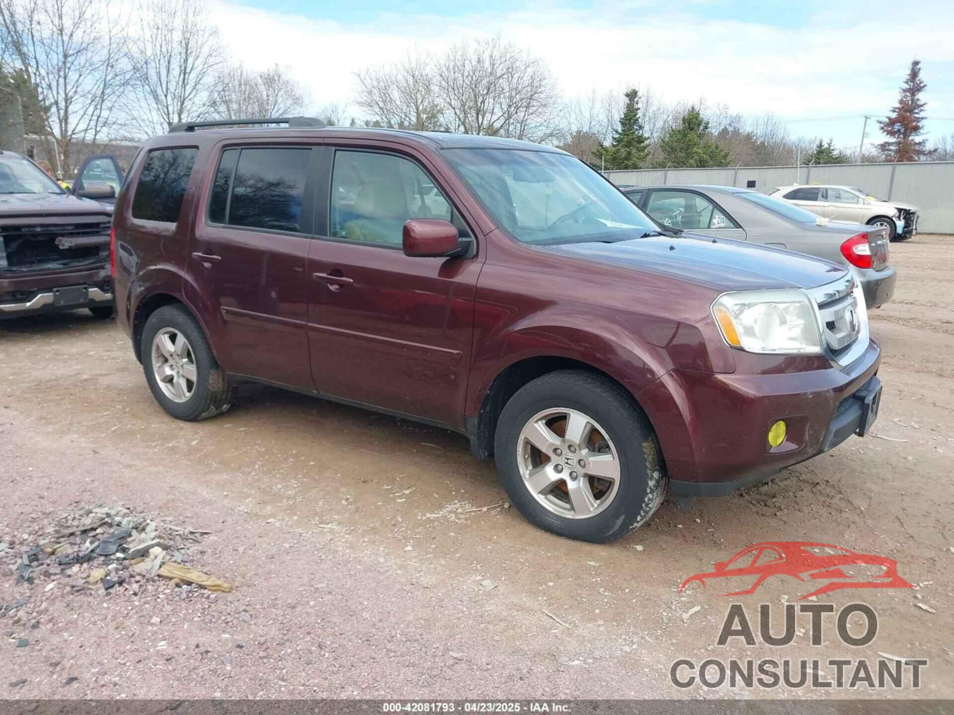 HONDA PILOT 2011 - 5FNYF4H58BB001023