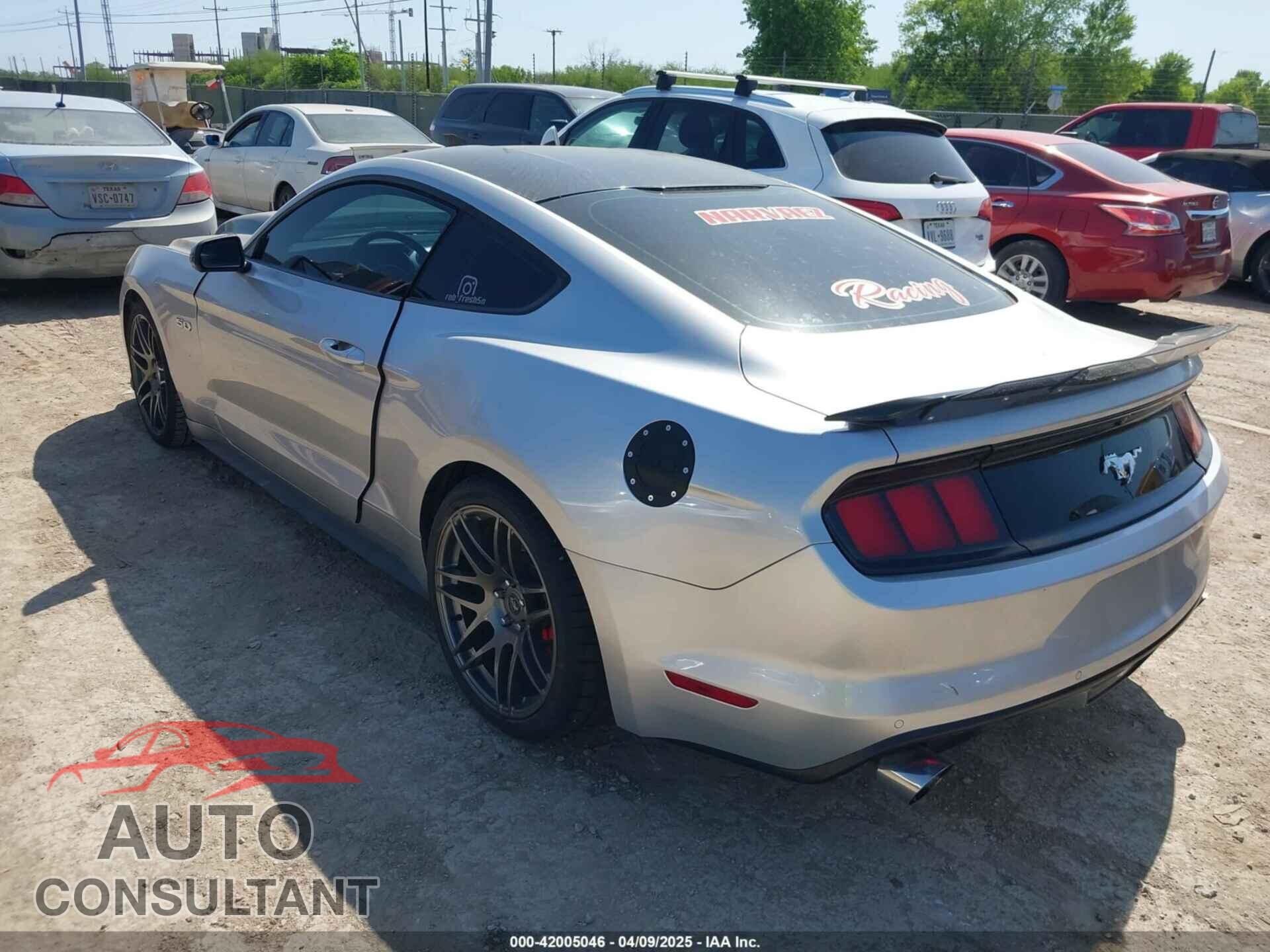 FORD MUSTANG 2015 - 1FA6P8CF7F5310524