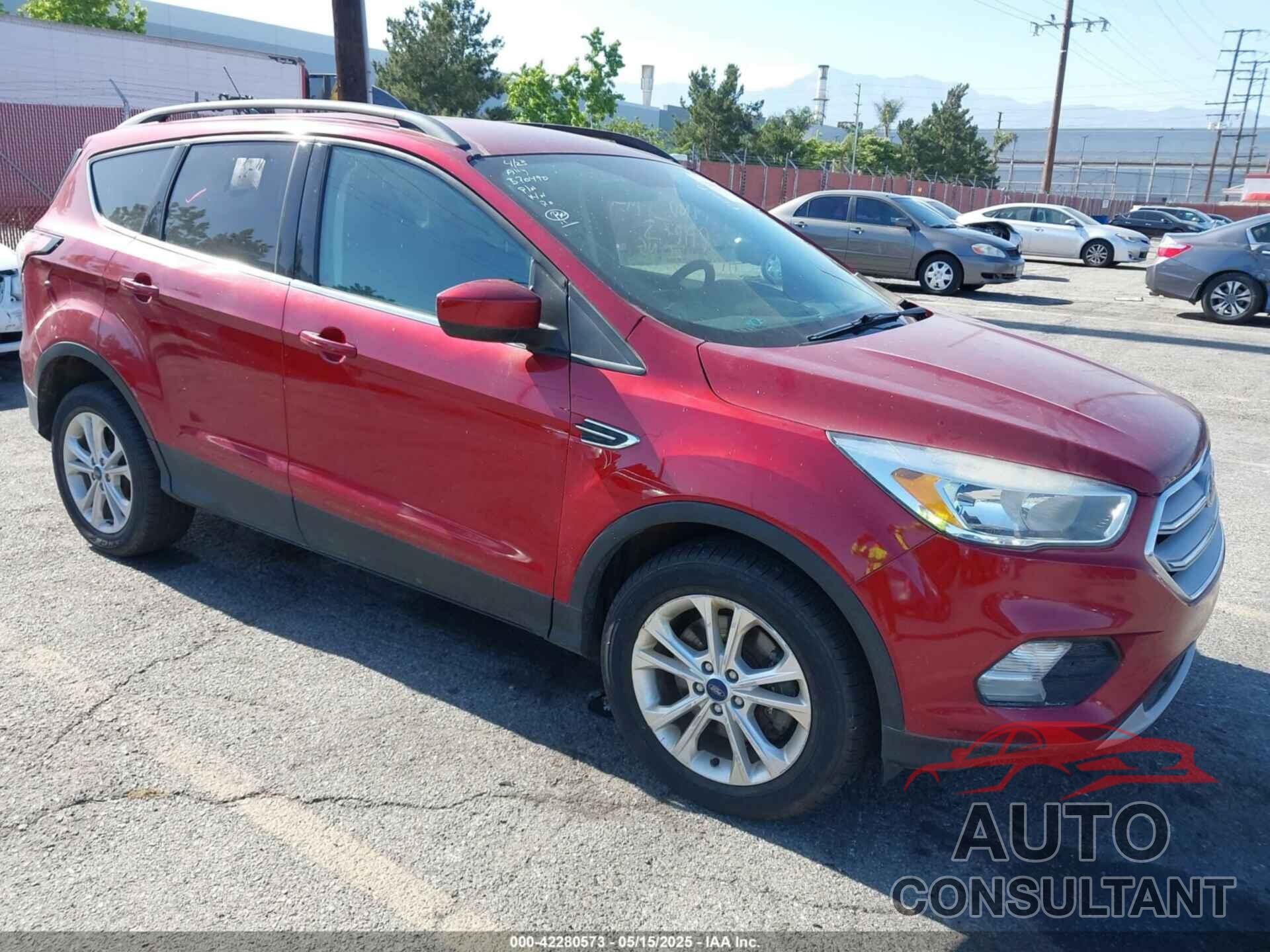 FORD ESCAPE 2018 - 1FMCU9GD7JUB70490