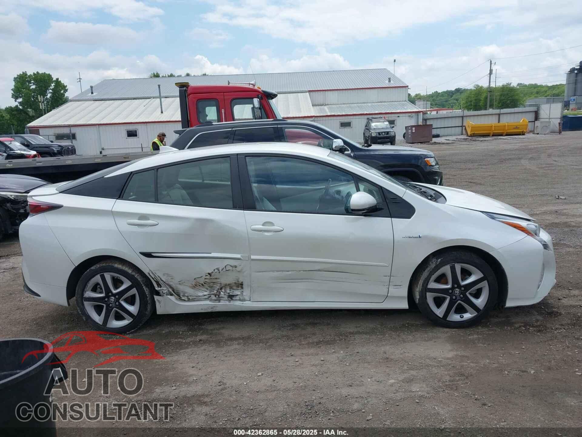 TOYOTA PRIUS 2016 - JTDKARFUXG3519800