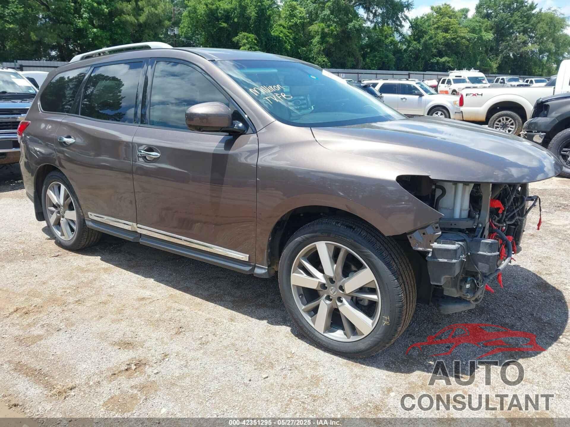 NISSAN PATHFINDER 2015 - 5N1AR2MM1FC613038